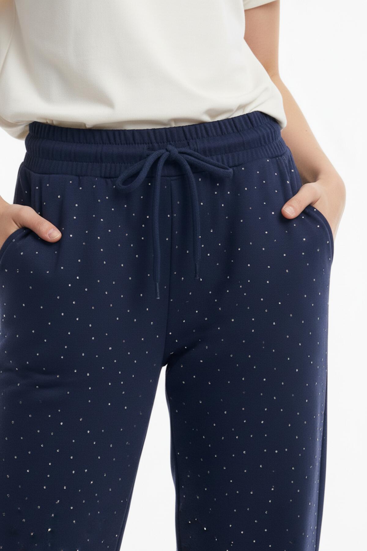 Kadın Bol Paça Taşlı Pantolon Lacivert