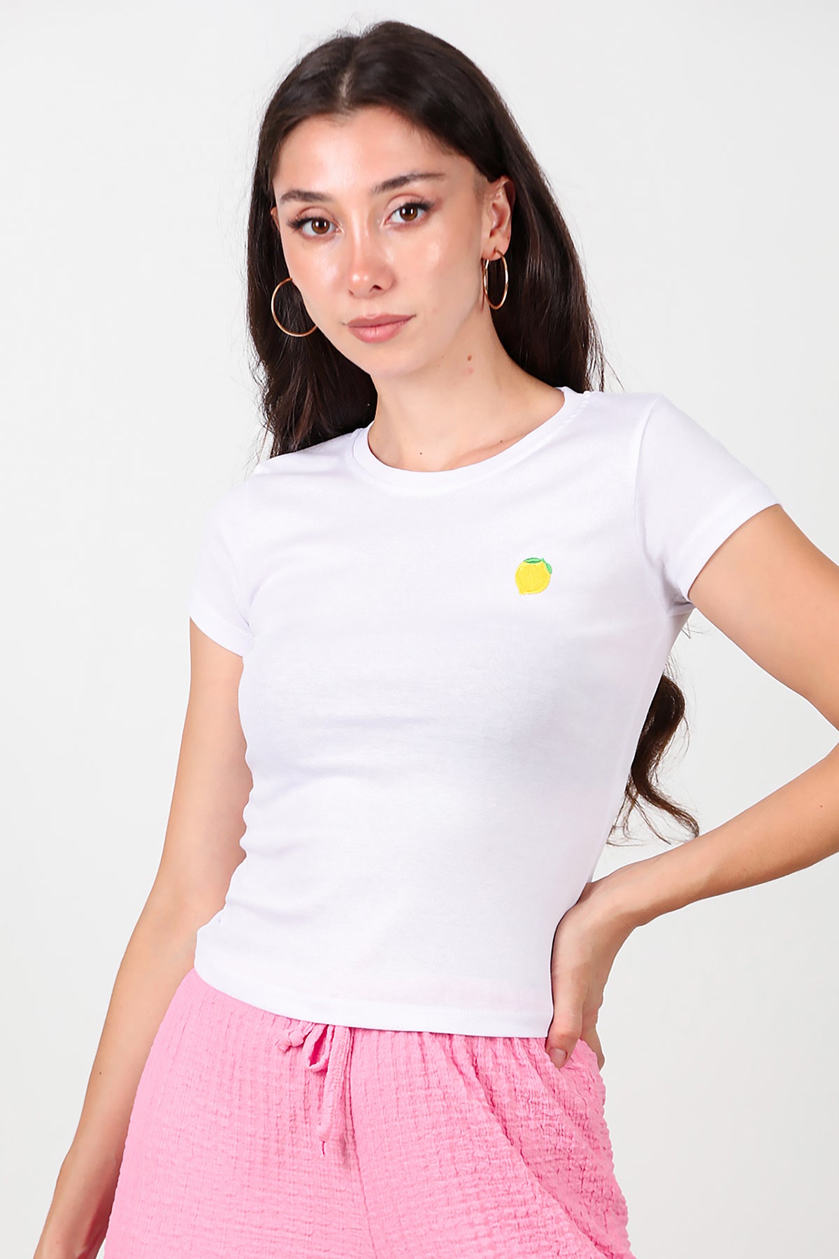 Kadın Limon Nakışlı Bluz Beyaz