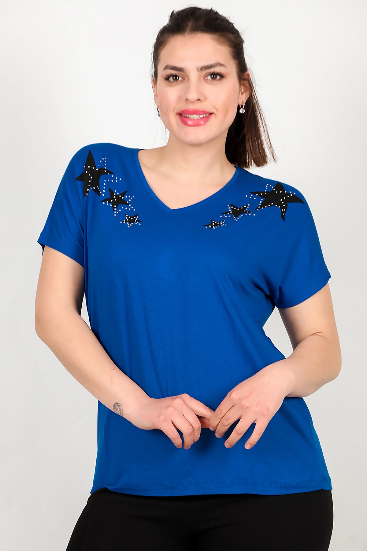 Büyük Beden V Yaka Yıldızlı Bluz Saks