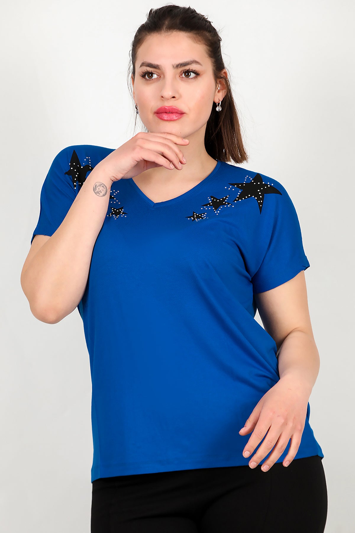 Büyük Beden V Yaka Yıldızlı Bluz Saks