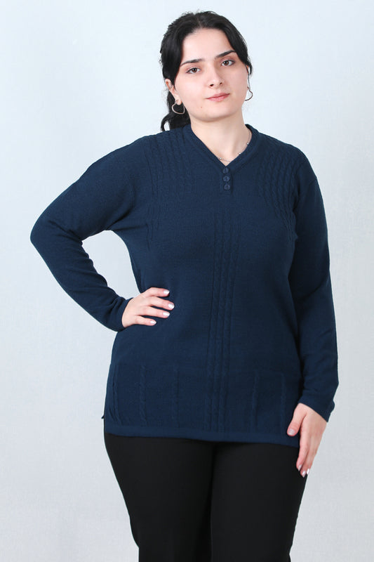 Curvyn Büyük Beden V Yaka 3 Düğmeli Bluz Lacivert