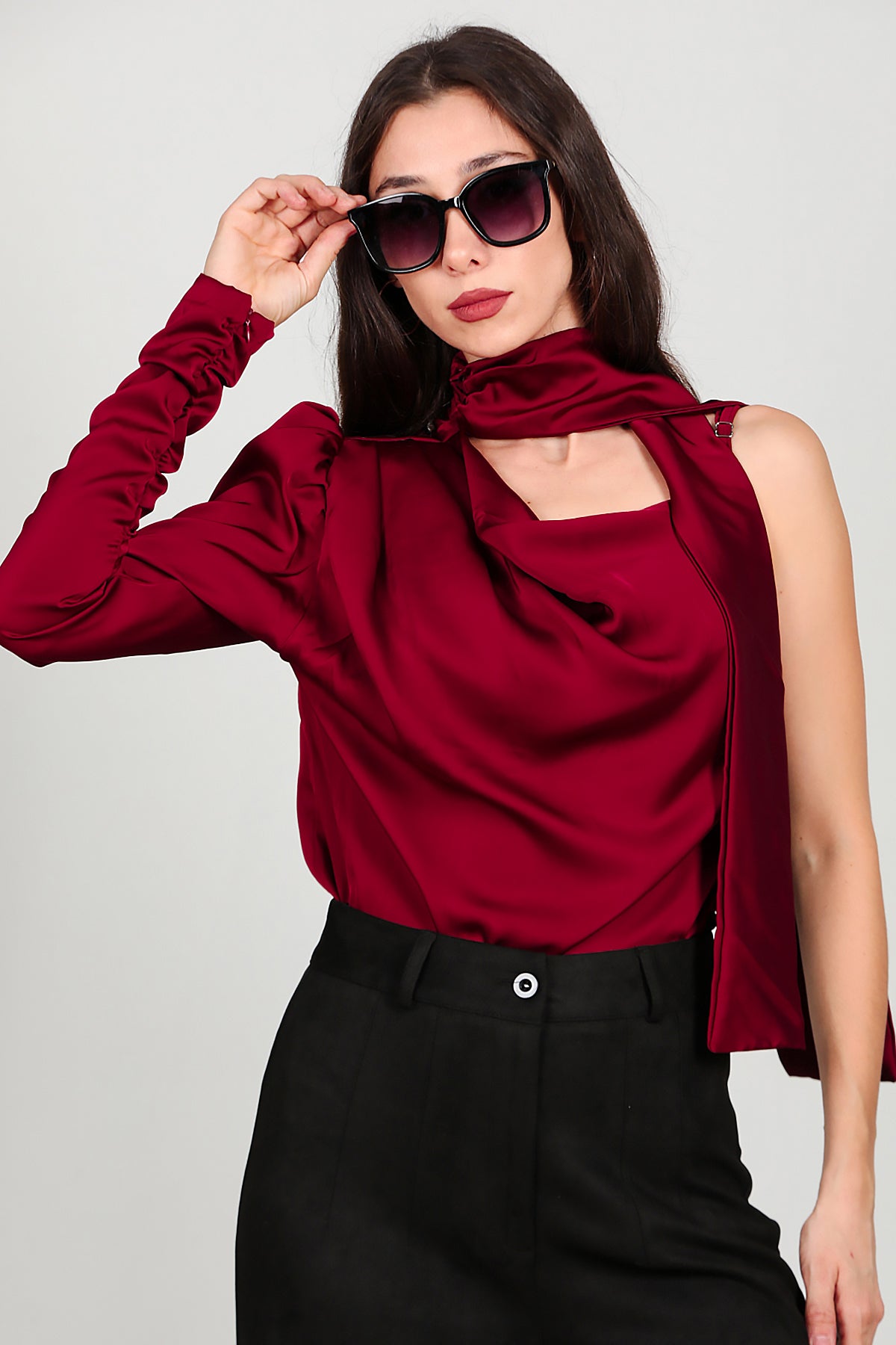 Kadın Tek Omuz Saten Bluz Bordo