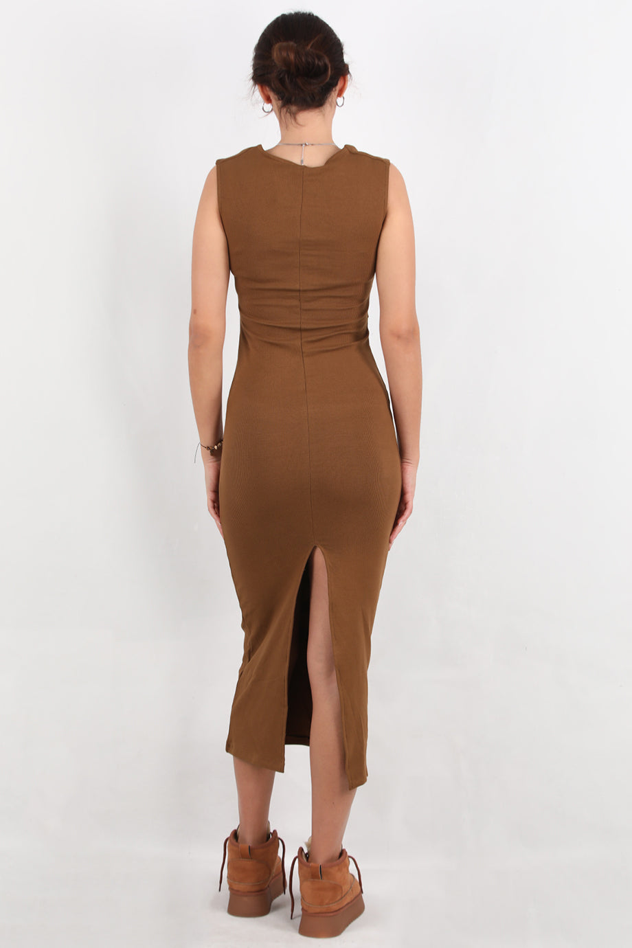 Silpha Kadın Kare Yaka Arka Yırtmaçlı Fitilli Uzun Elbise Kahverengi