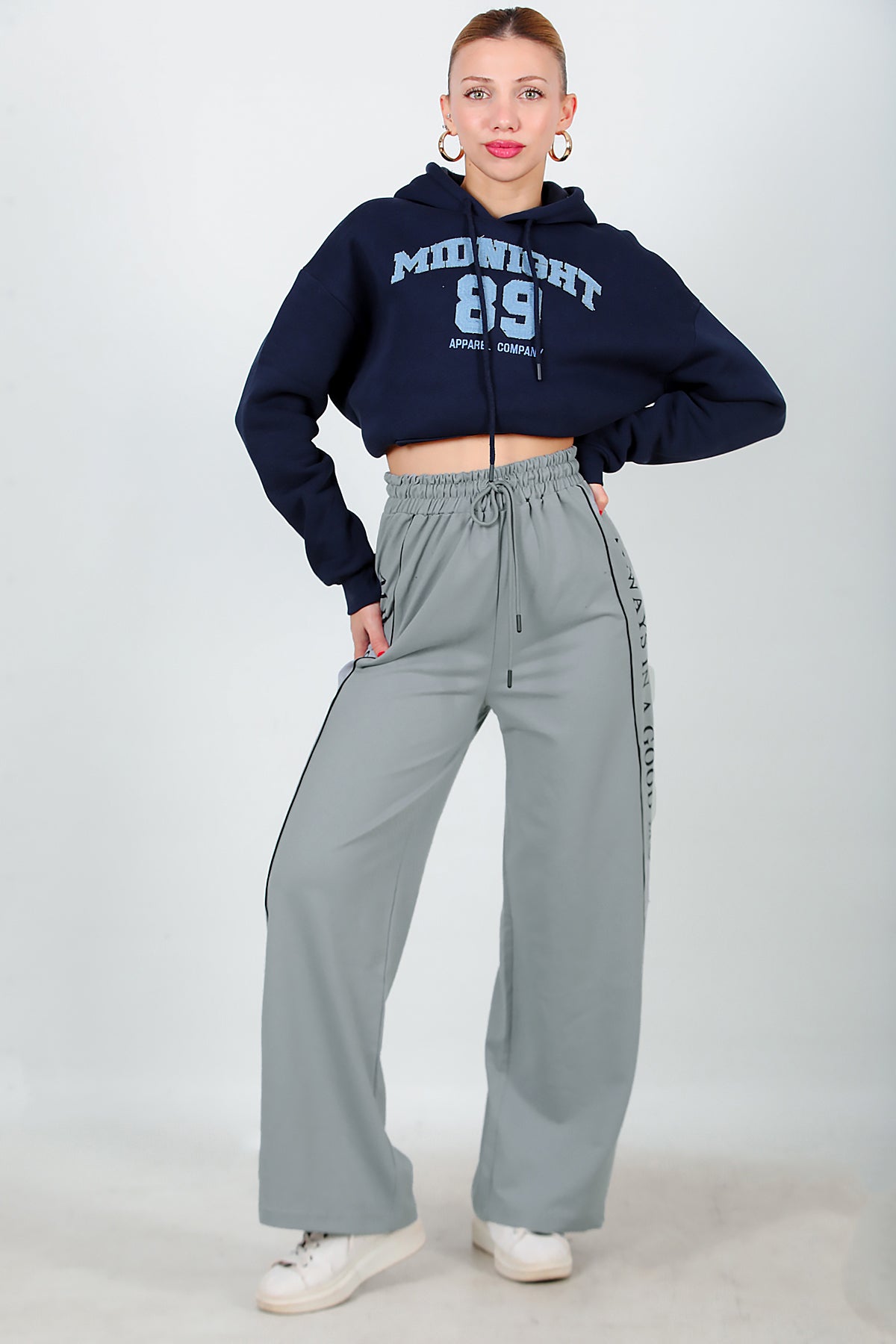 Kadın Yan Şeritli Baskılı Eşofman Gri