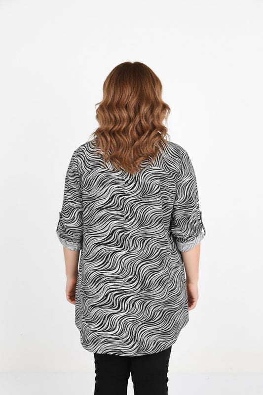 Modline Büyük Beden Desenli Kol Katlamalı Gömlek Ekru