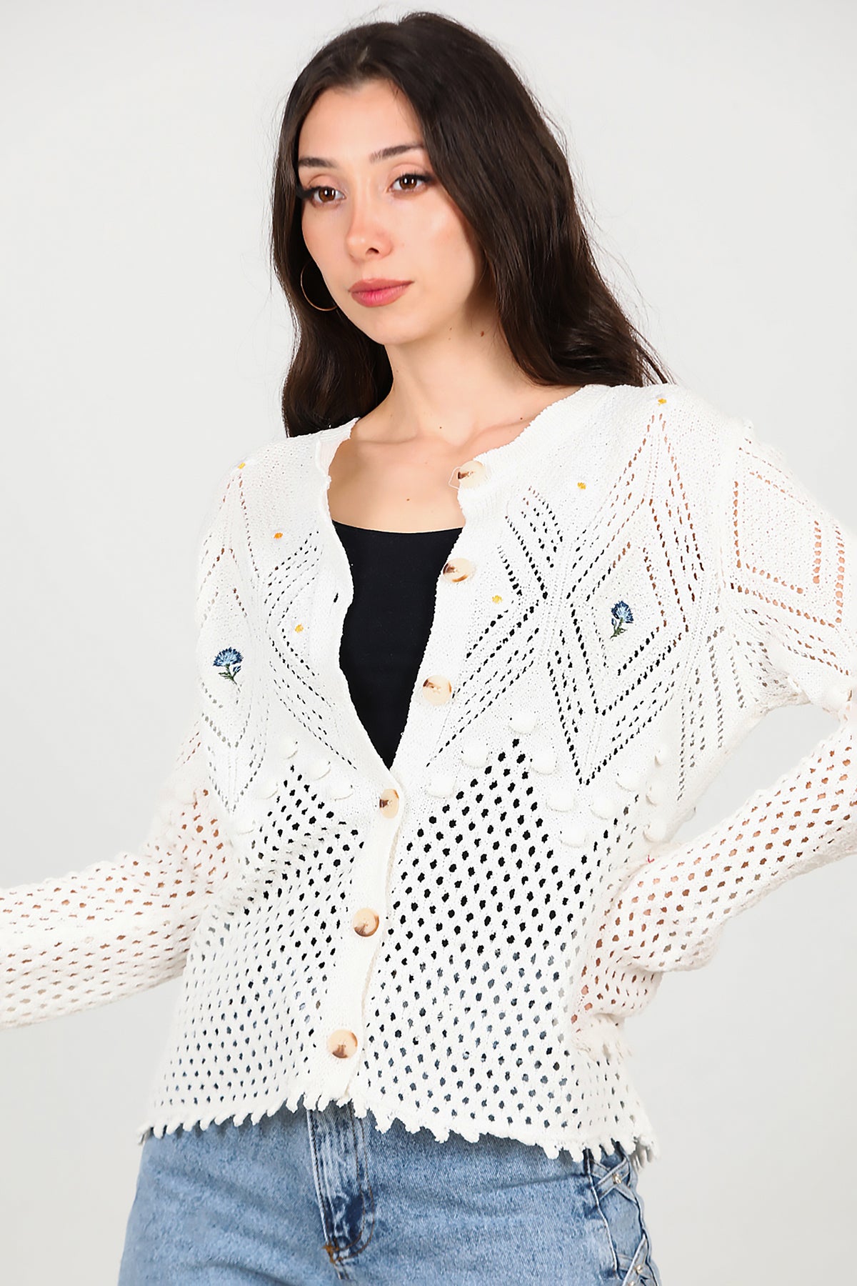 Kadın Ön İşlemeli Hırka Ekru