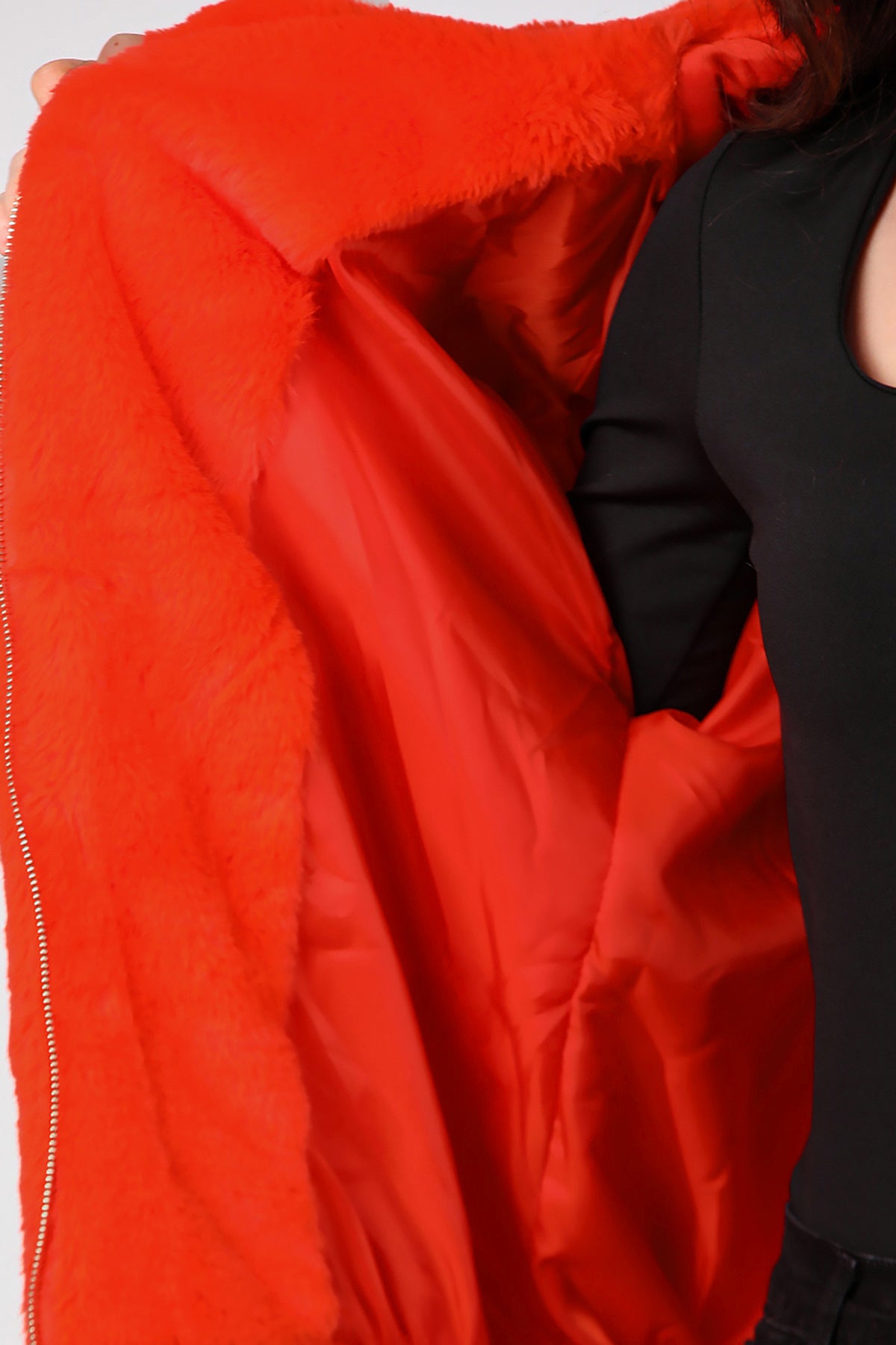 Kadın Etek Ucu Lastikli Kapşonlu Peluş Mont Turuncu