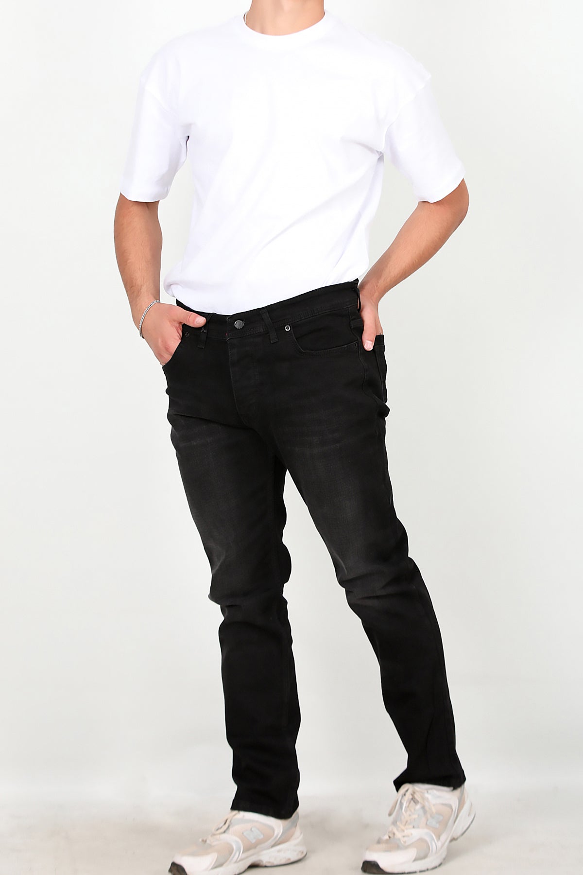 Erkek Yıkamalı Boru Paça Pantolon Siyah