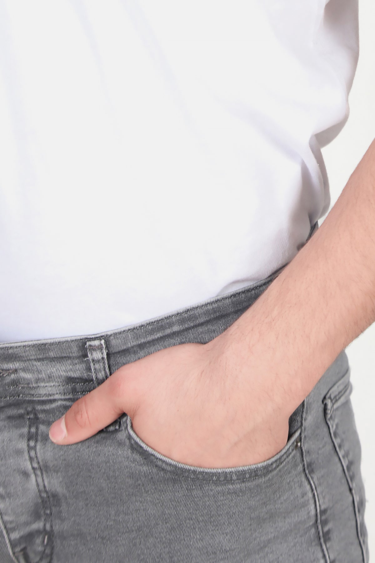 Erkek Yıpratmalı Dar Paça Pantolon Gri