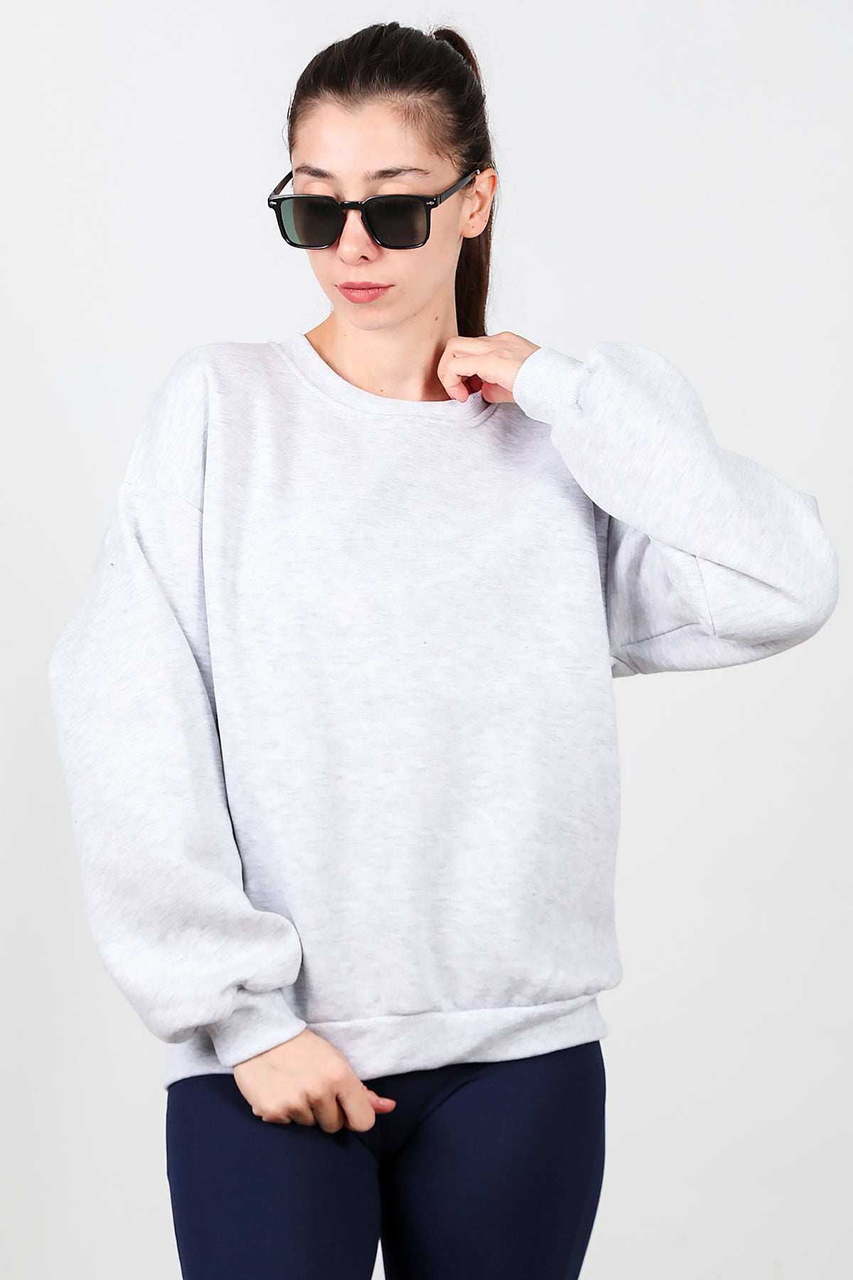 Kadın Bisiklet Yaka Şardonlu Sweat Gri