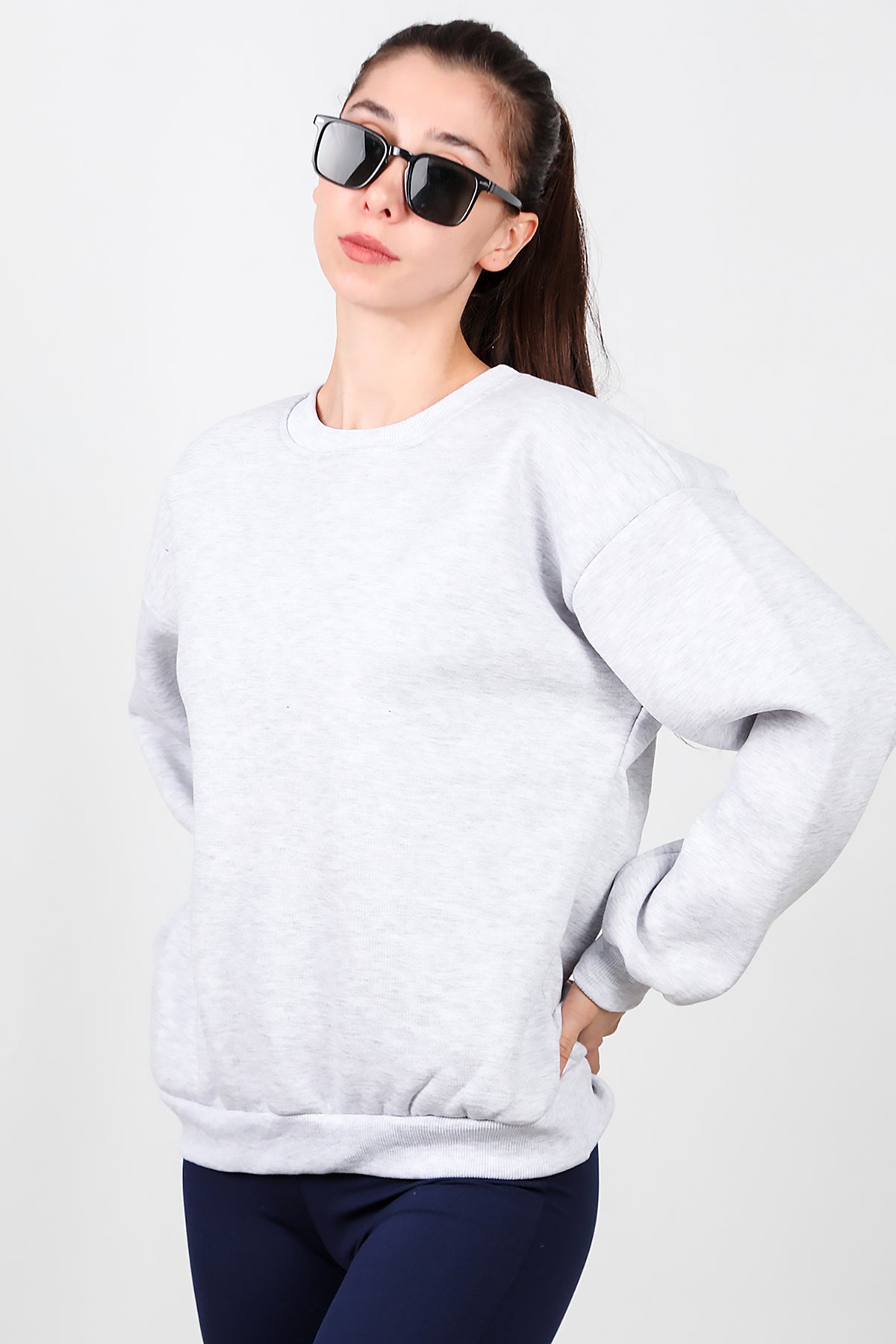 Kadın Bisiklet Yaka Şardonlu Sweat Gri
