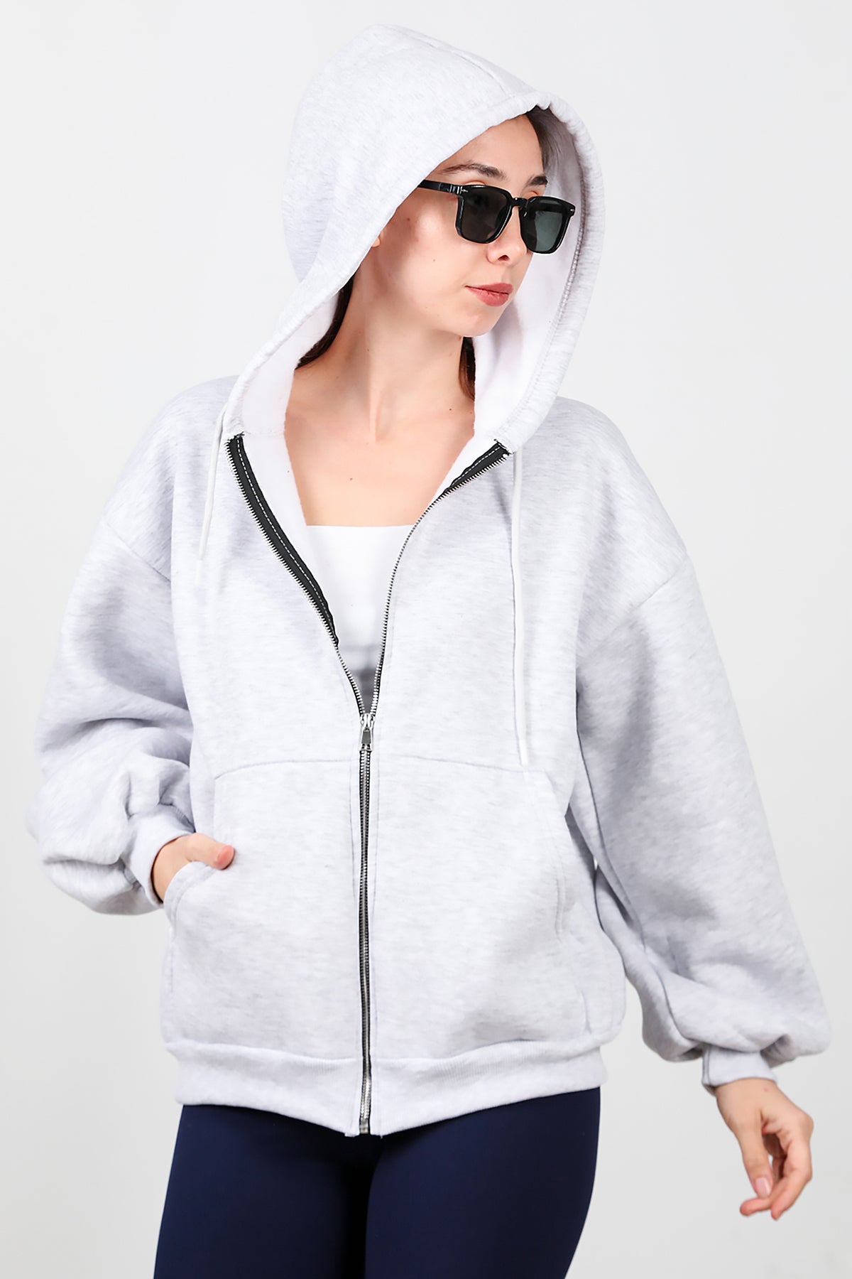 Kadın Kapşonlu Fermuarlı Şardonlu Sweat Gri