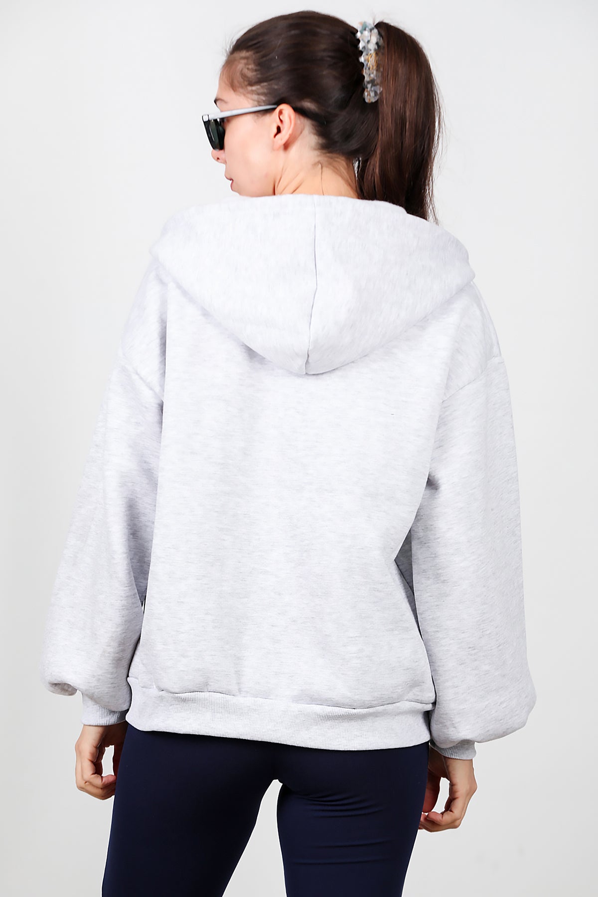 Kadın Kapşonlu Fermuarlı Şardonlu Sweat Gri