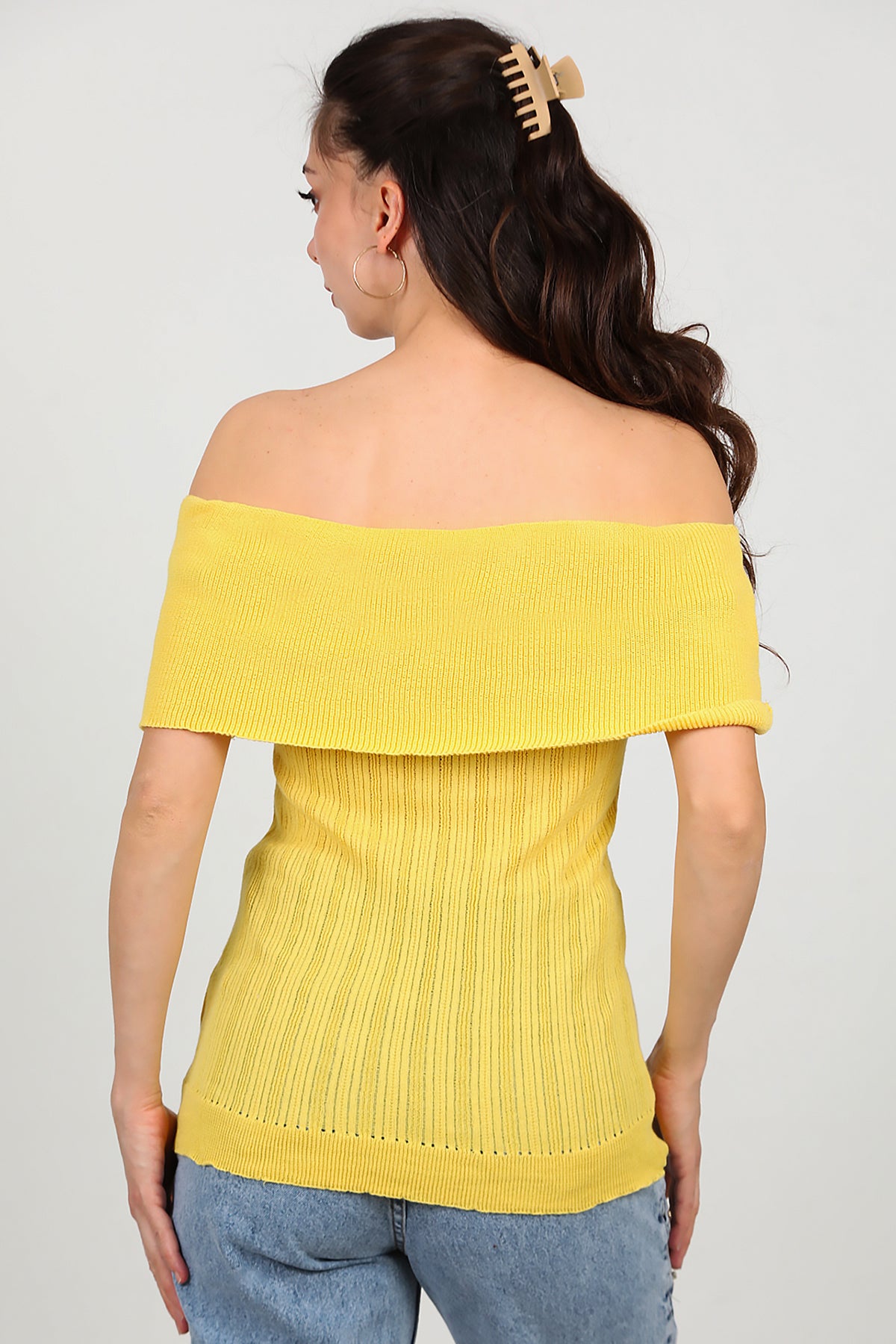 Kadın Madonna Yaka Triko Sarı