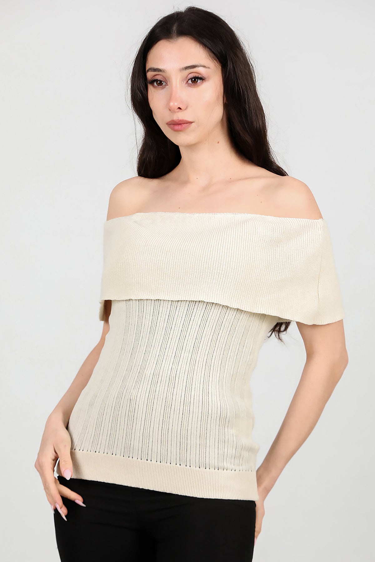 Kadın Madonna Yaka Triko Taş