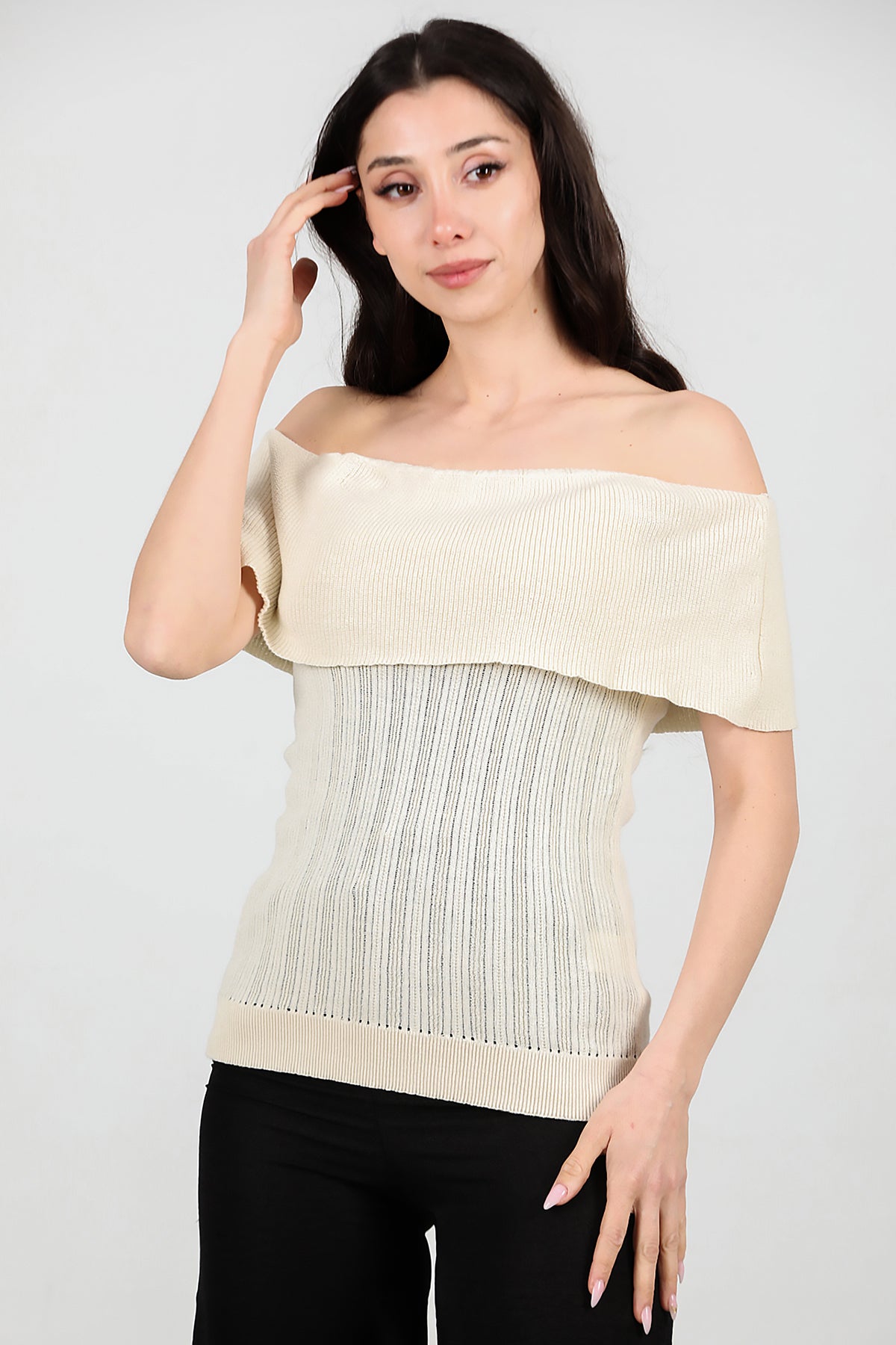 Kadın Madonna Yaka Triko Taş