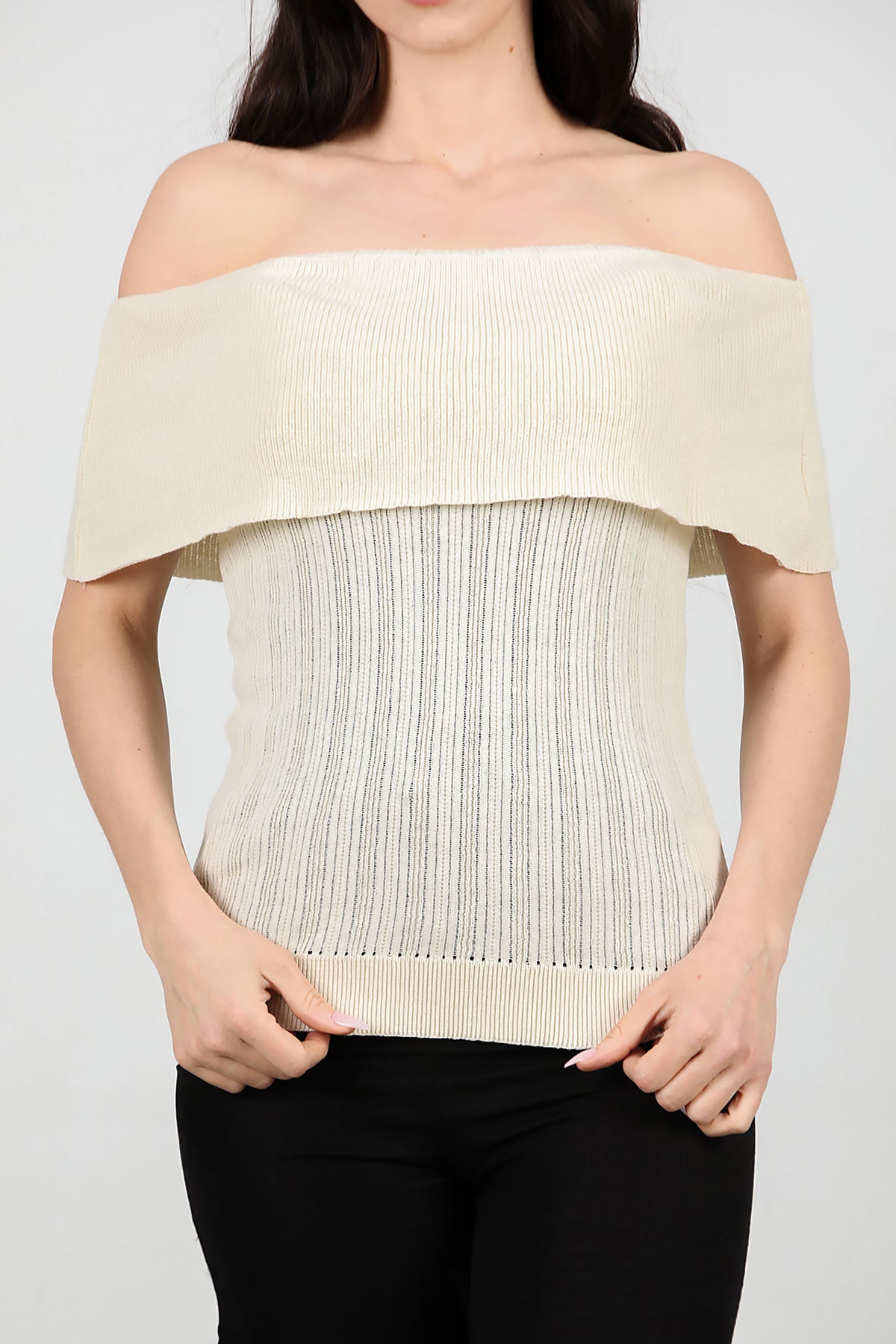 Kadın Madonna Yaka Triko Taş