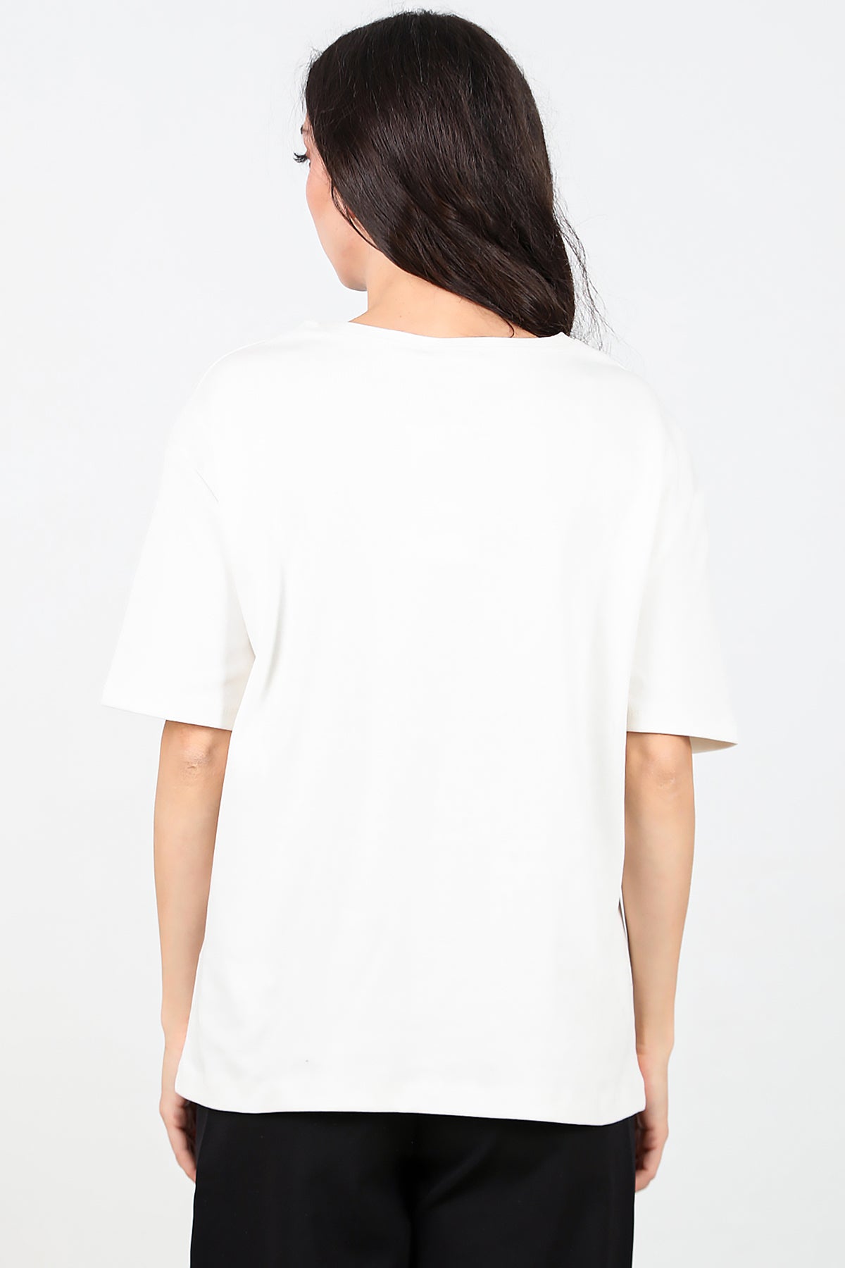 Kadın Fiyonk Detaylı Bisiklet Yaka T-shirt Ekru
