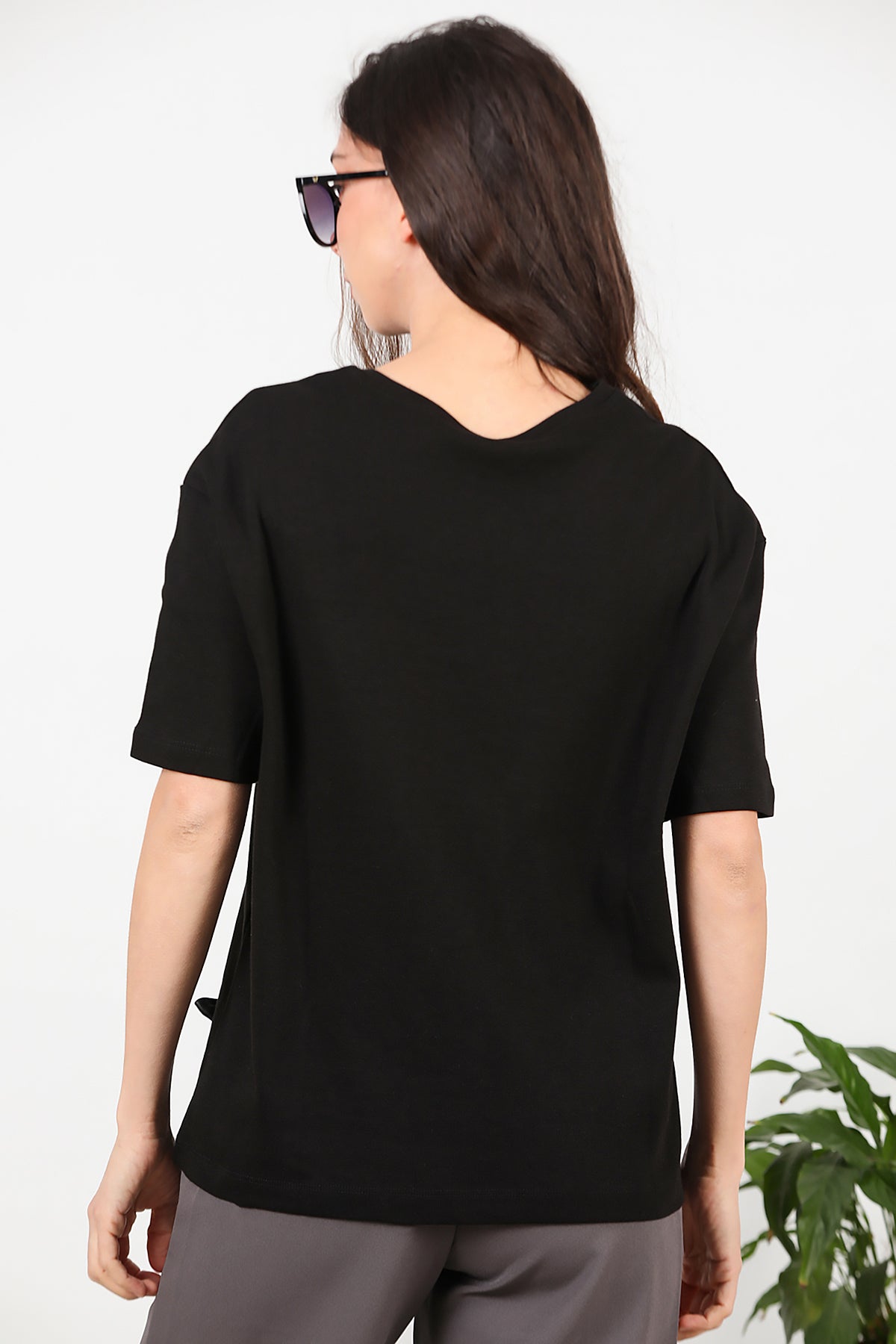 Kadın Fiyonk Detaylı Bisiklet Yaka T-shirt Siyah