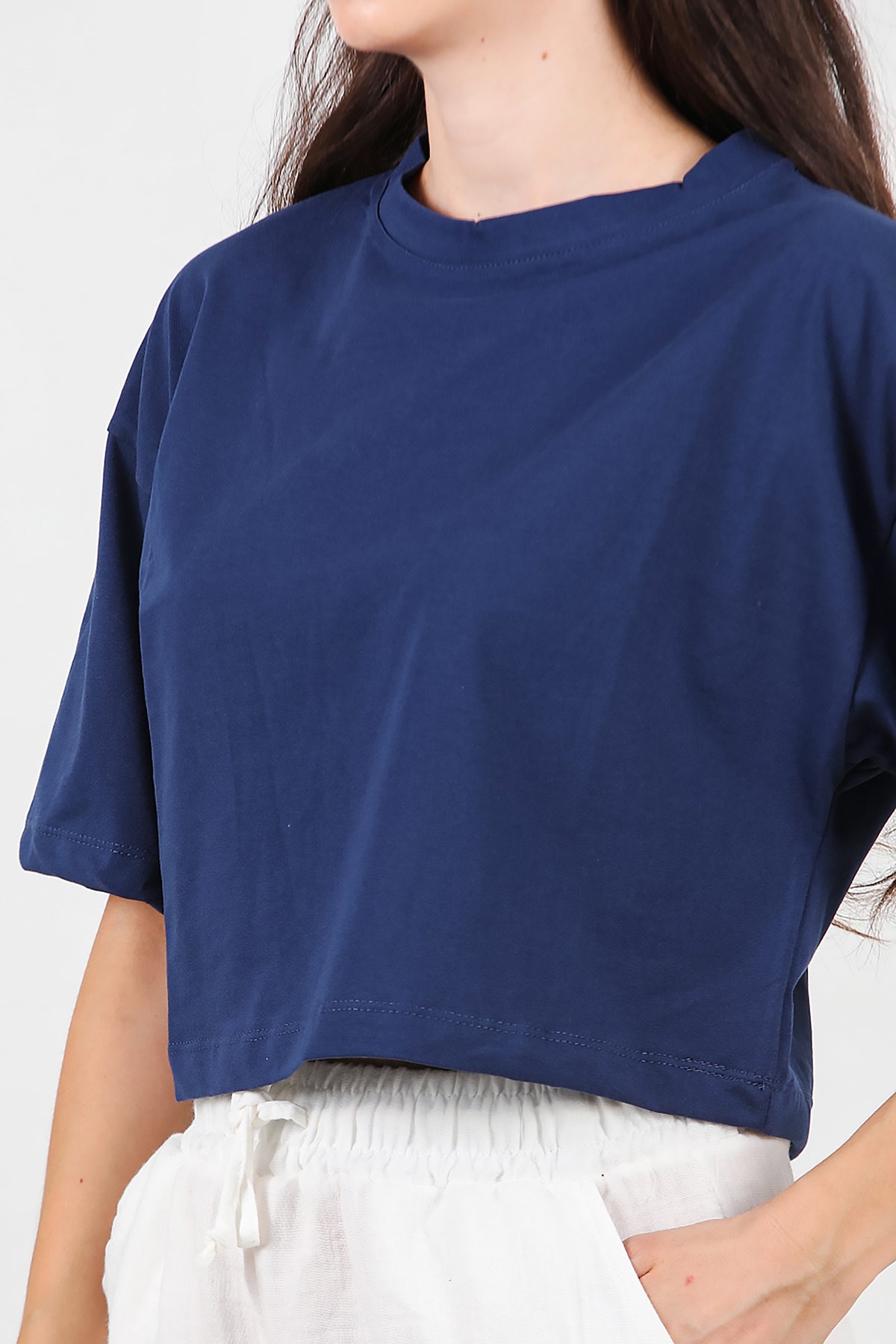 Kadın Bisiklet Yaka Kısa T-Shirt Lacivert