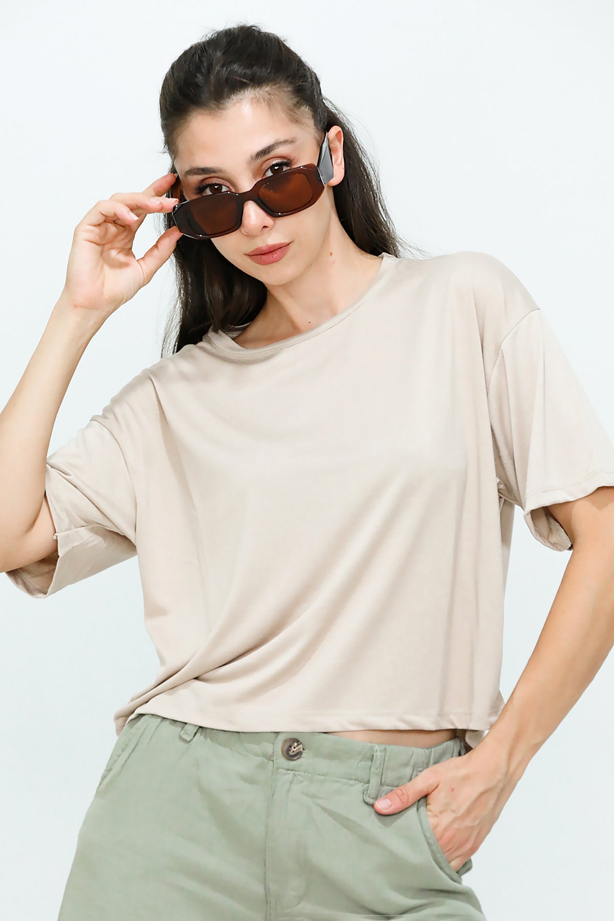 Kadın Bisiklet Yaka Kısa T-shirt Bej
