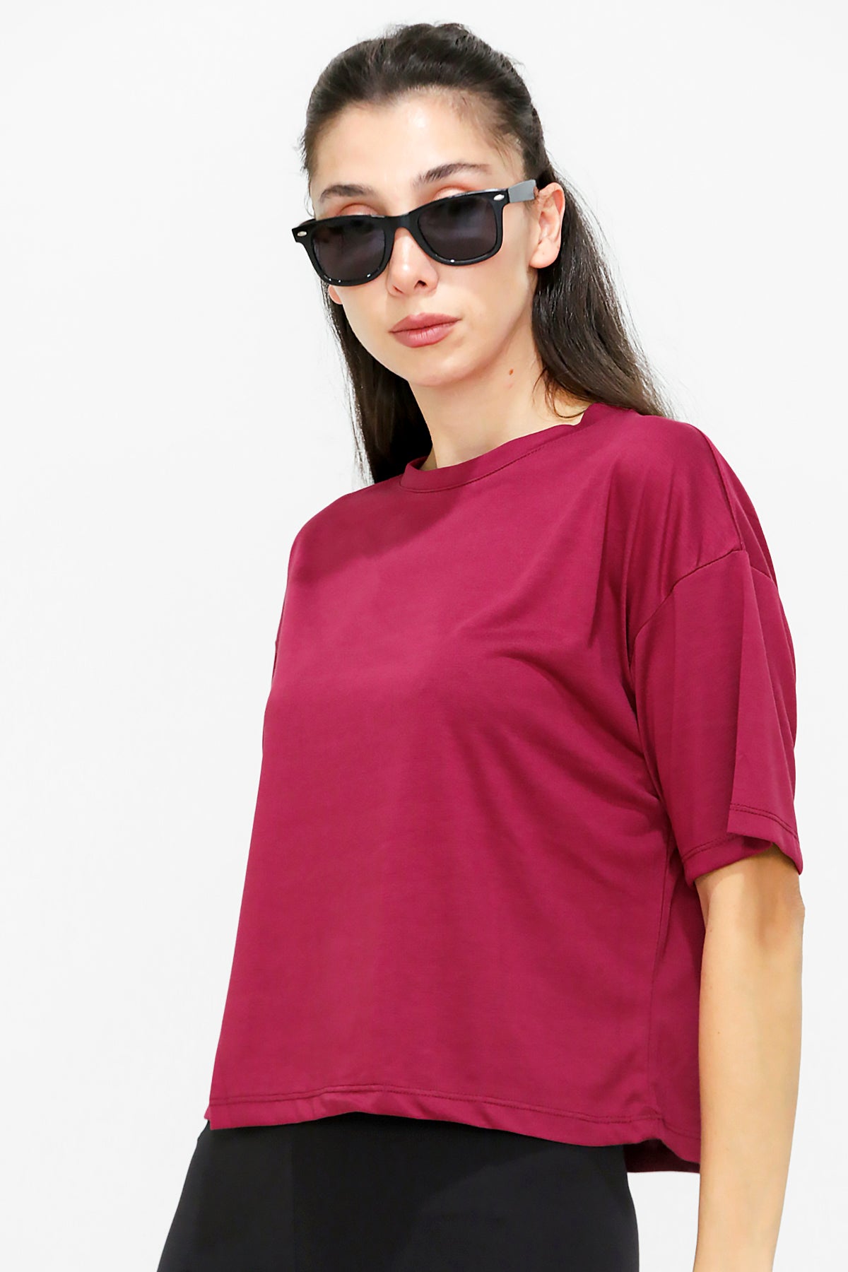 Kadın Bisiklet Yaka Kısa T-shirt Bordo