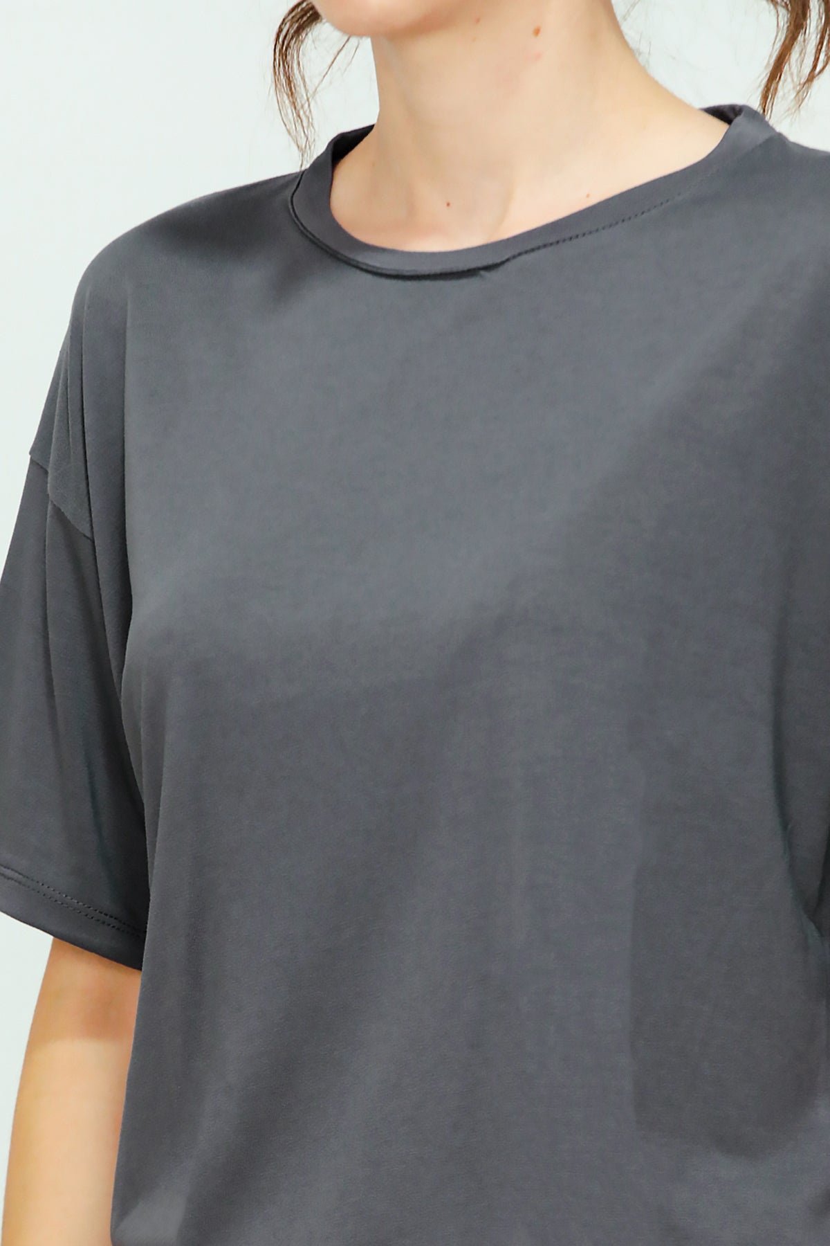 Kadın Bisiklet Yaka Kısa T-shirt Füme