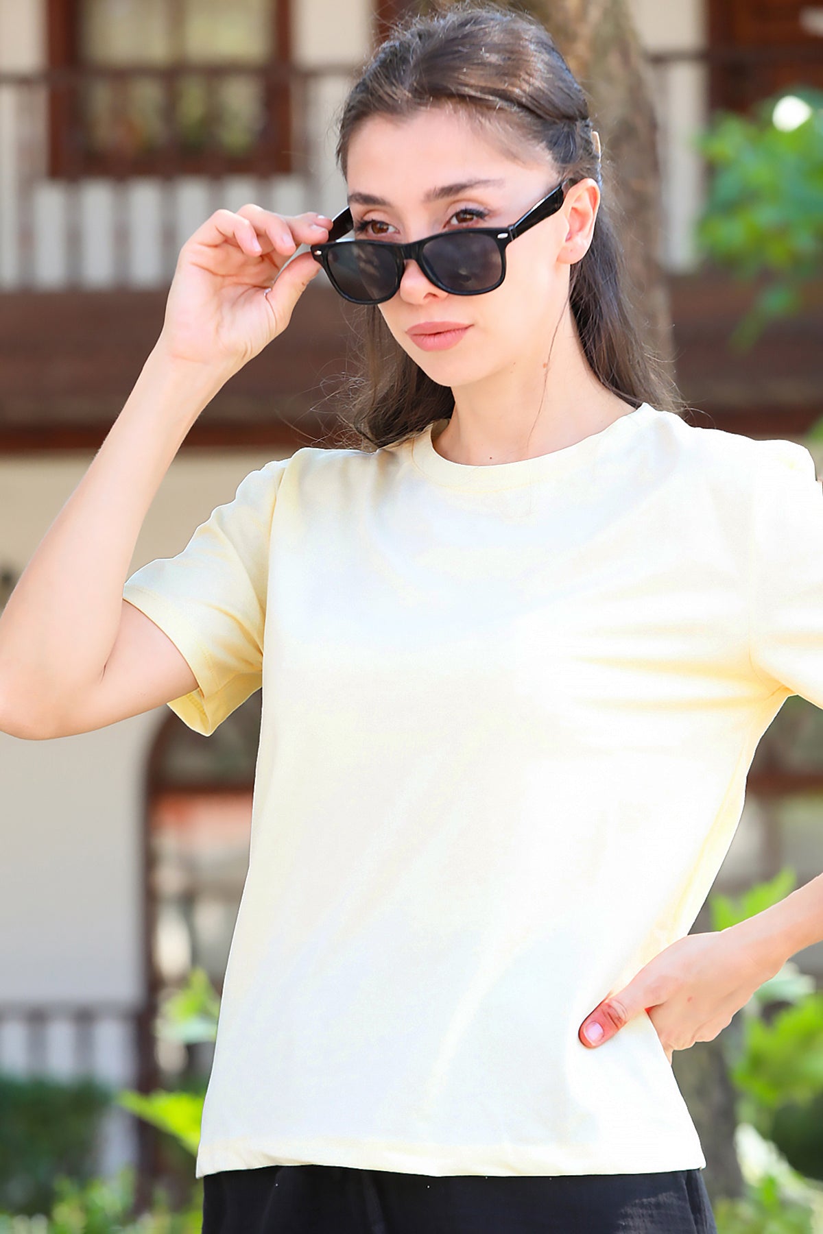 Kadın Bisiklet Yaka T-Shirt Sarı
