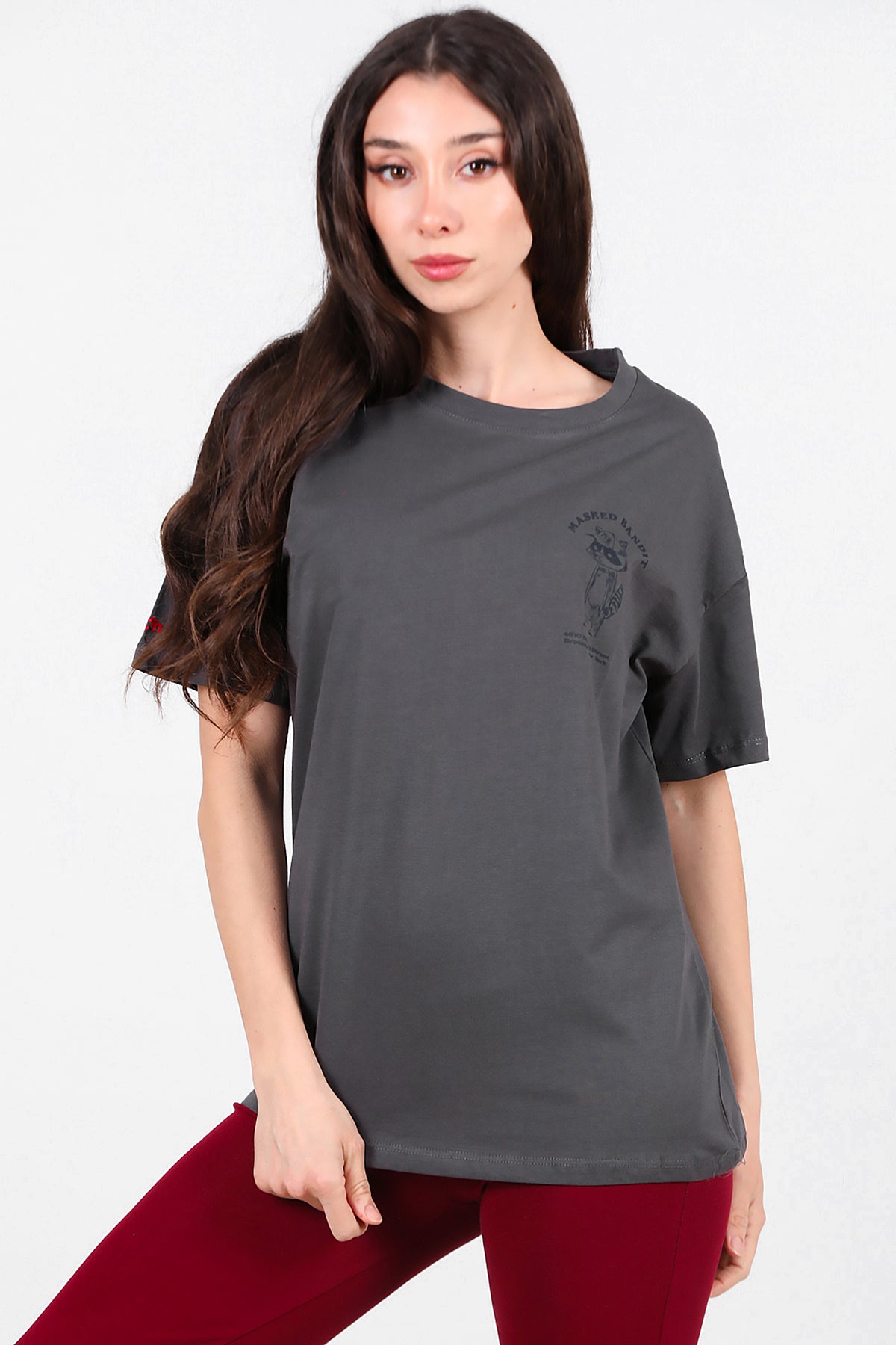 Kadın n ve Arka Baskılı T-Shirt Siyah