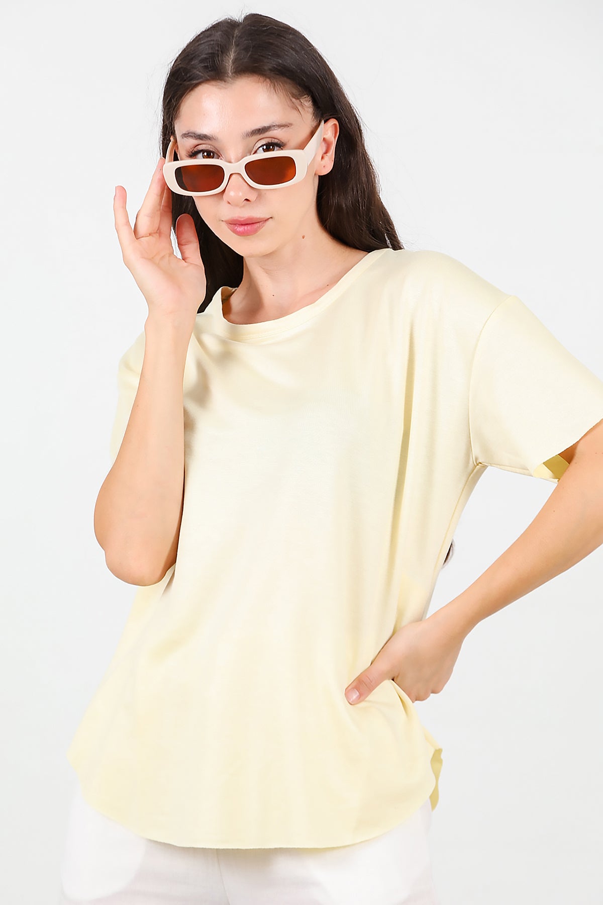 Kadın Eteği Oval Bisiklet Yaka T-shirt Sarı