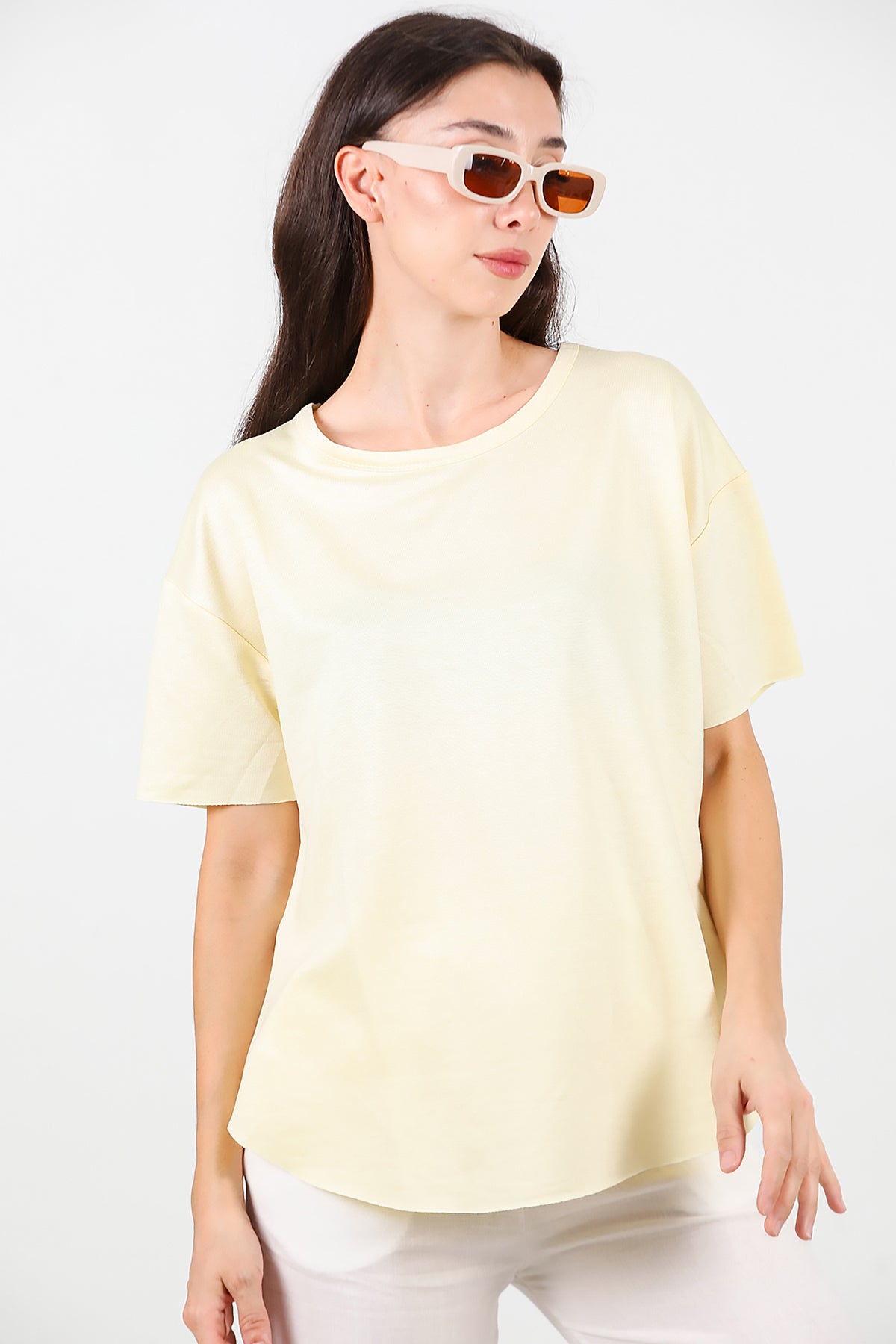 Kadın Eteği Oval Bisiklet Yaka T-shirt Sarı