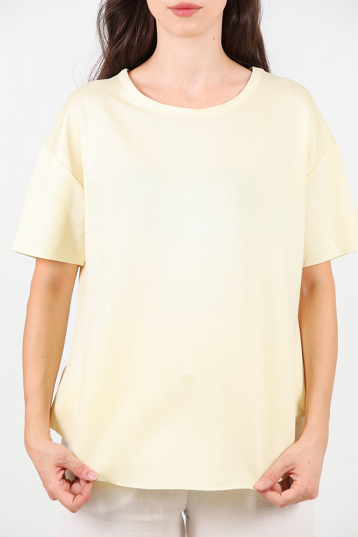 Kadın Eteği Oval Bisiklet Yaka T-shirt Sarı