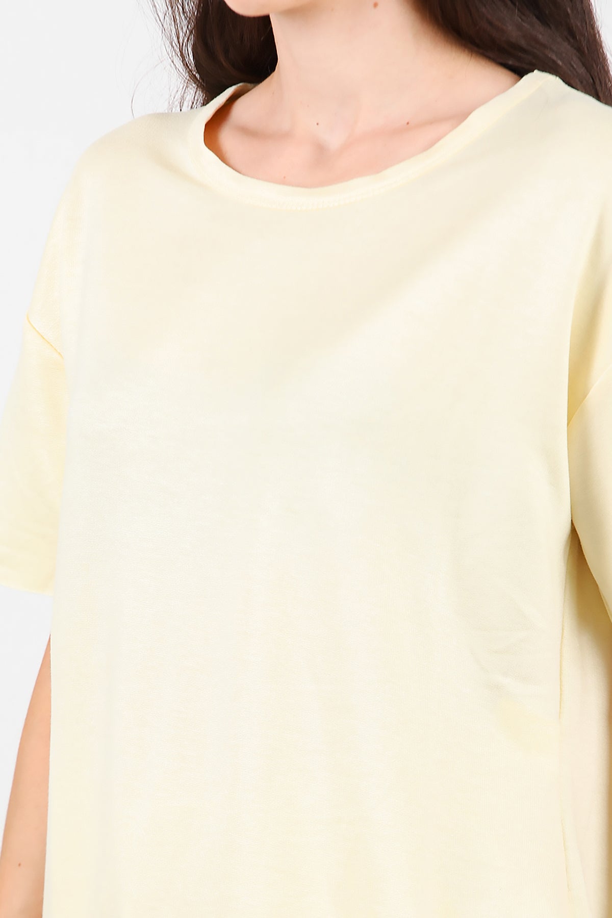 Kadın Eteği Oval Bisiklet Yaka T-shirt Sarı