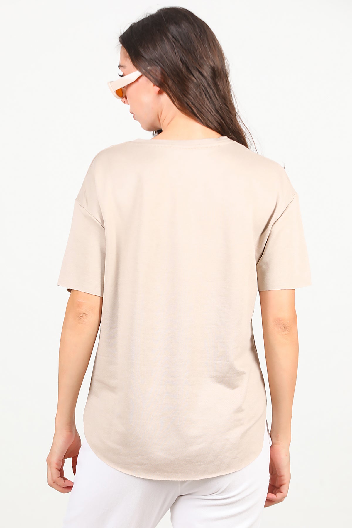 Kadın Eteği Oval V Yaka T-Shirt Vizon