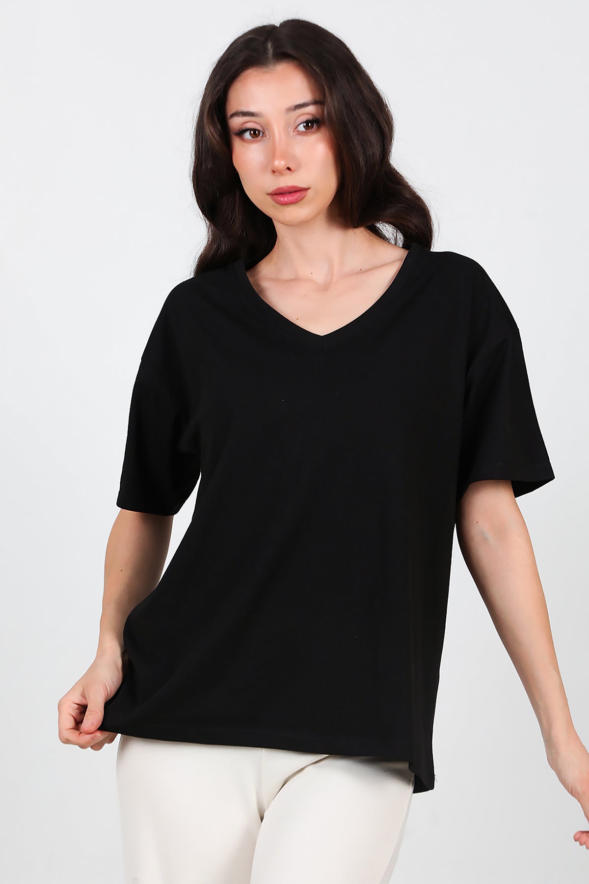 Kadın V Yaka Oversize T-Shirt Siyah