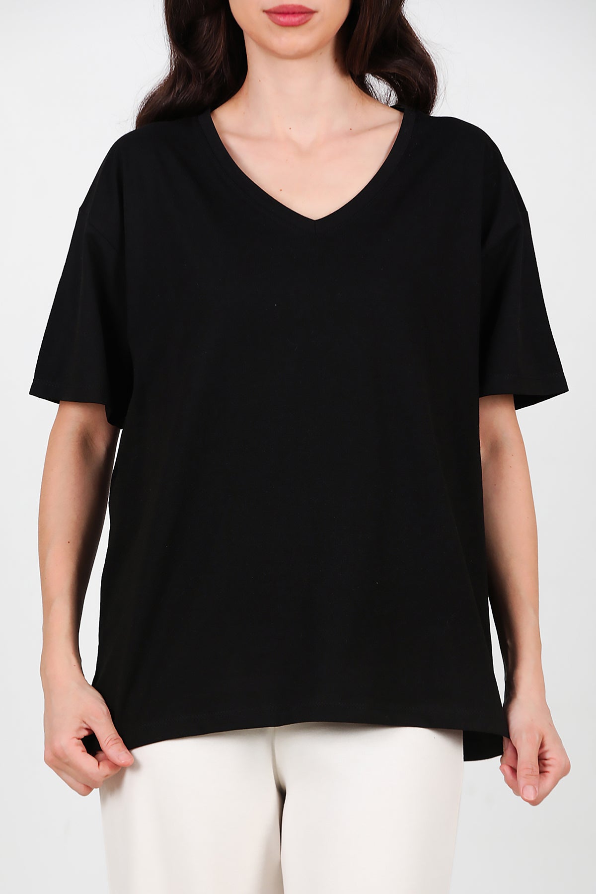 Kadın V Yaka Oversize T-Shirt Siyah