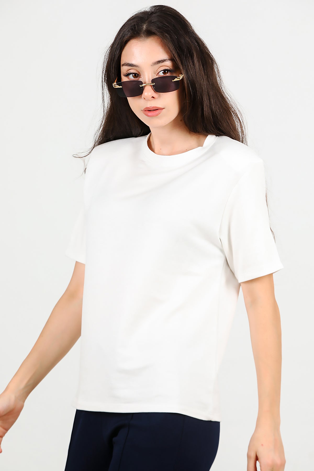 Kadın Bisiklet Yaka Vatkalı T-shirt Ekru