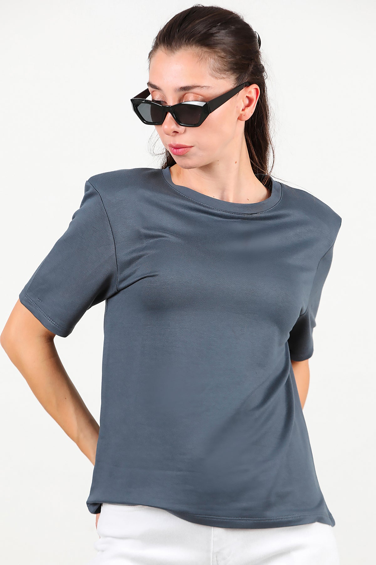 Kadın Bisiklet Yaka Vatkalı T-shirt Füme
