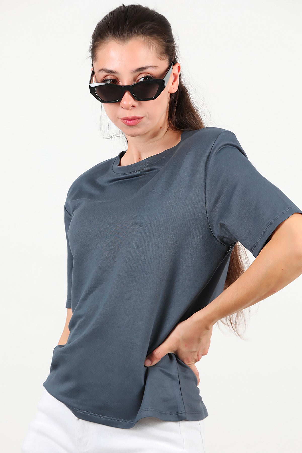 Kadın Bisiklet Yaka Vatkalı T-shirt Füme