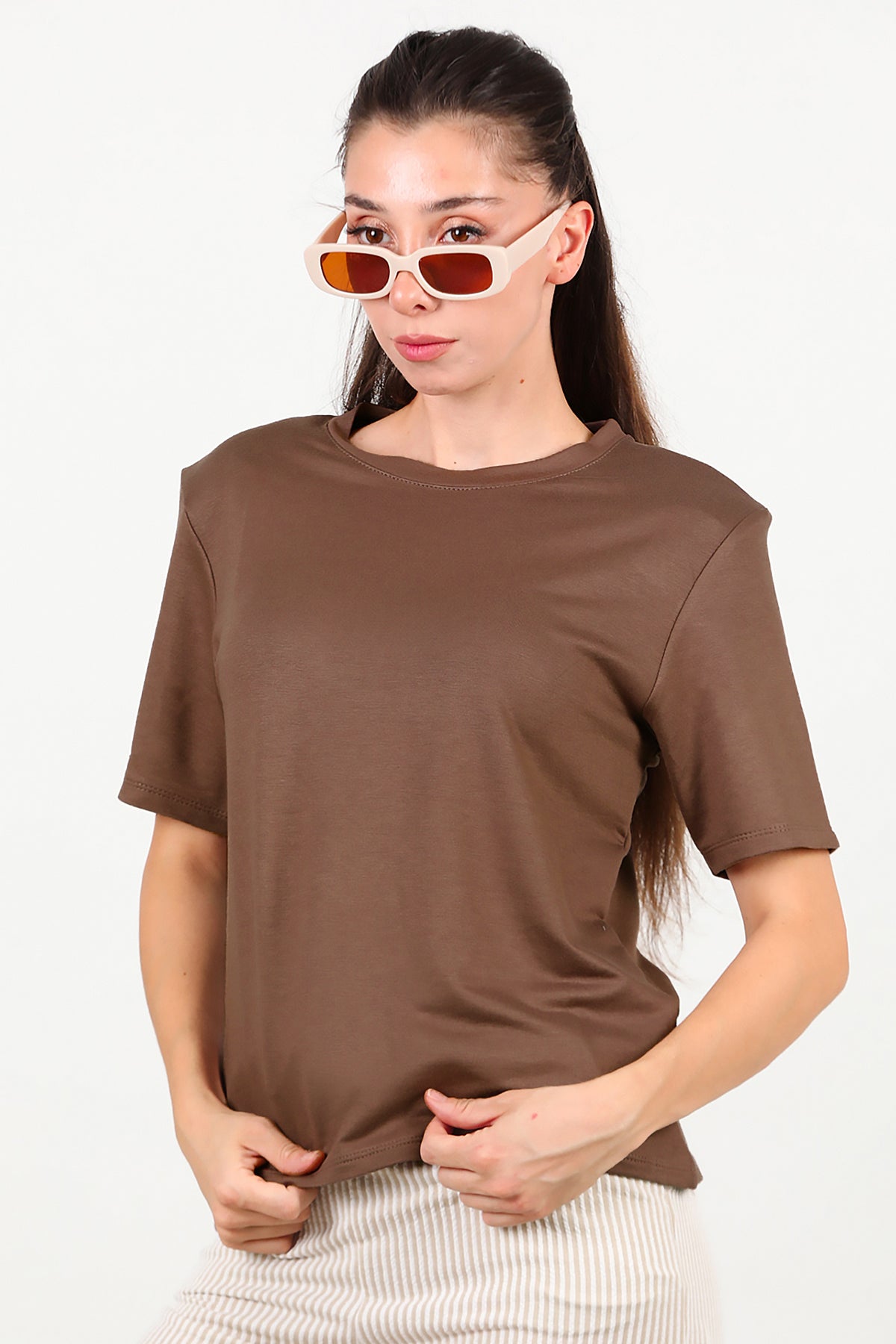 Kadın Bisiklet Yaka Vatkalı T-shirt Kahverengi