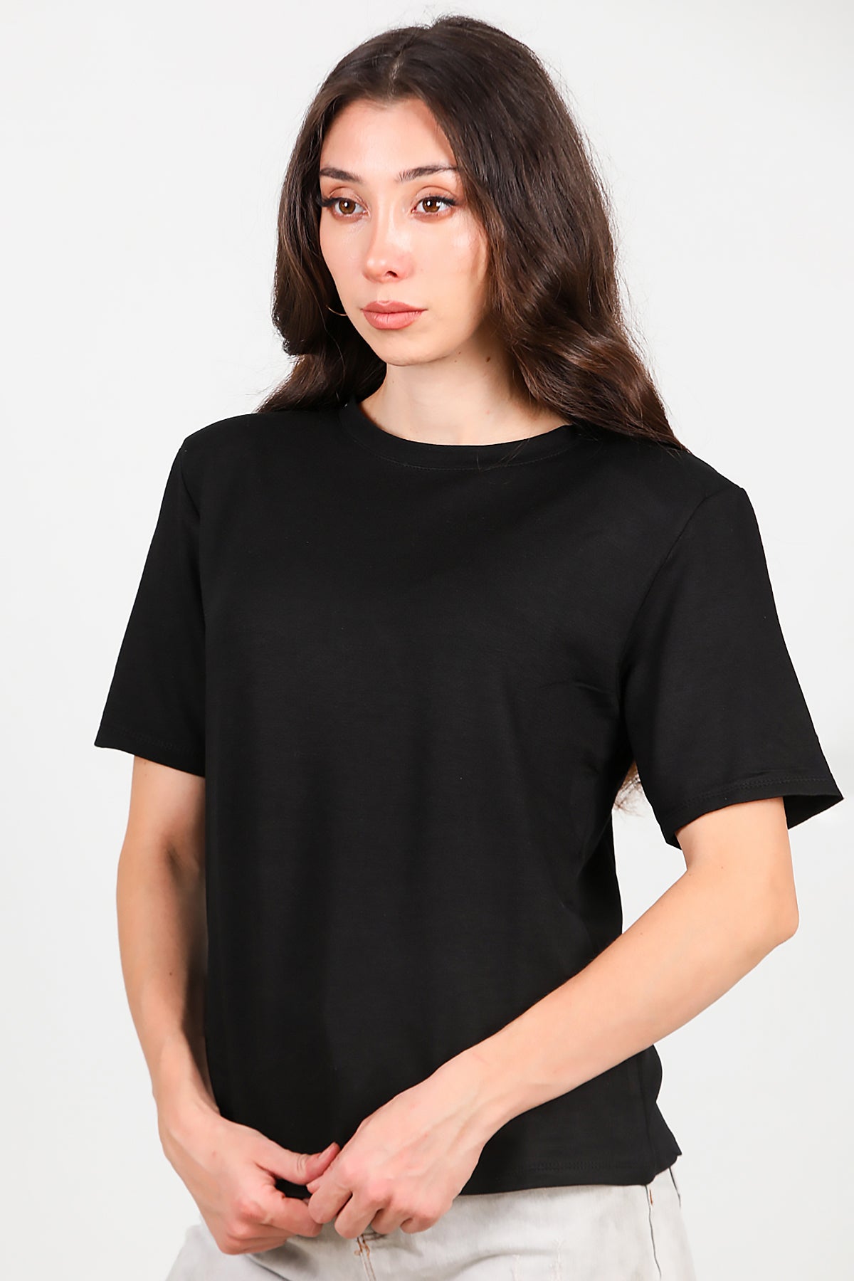 Kadın Bisiklet Yaka Vatkalı T-shirt Siyah