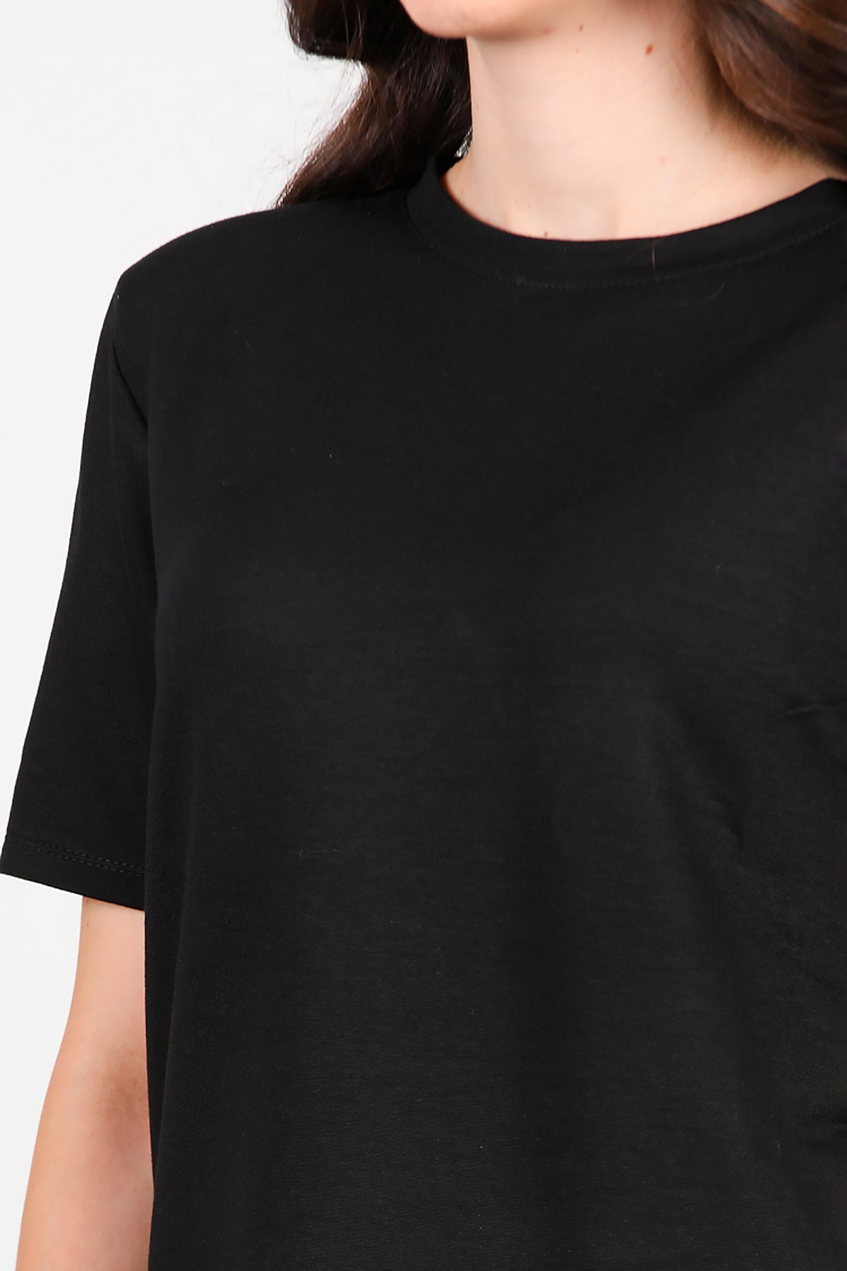Kadın Bisiklet Yaka Vatkalı T-shirt Siyah