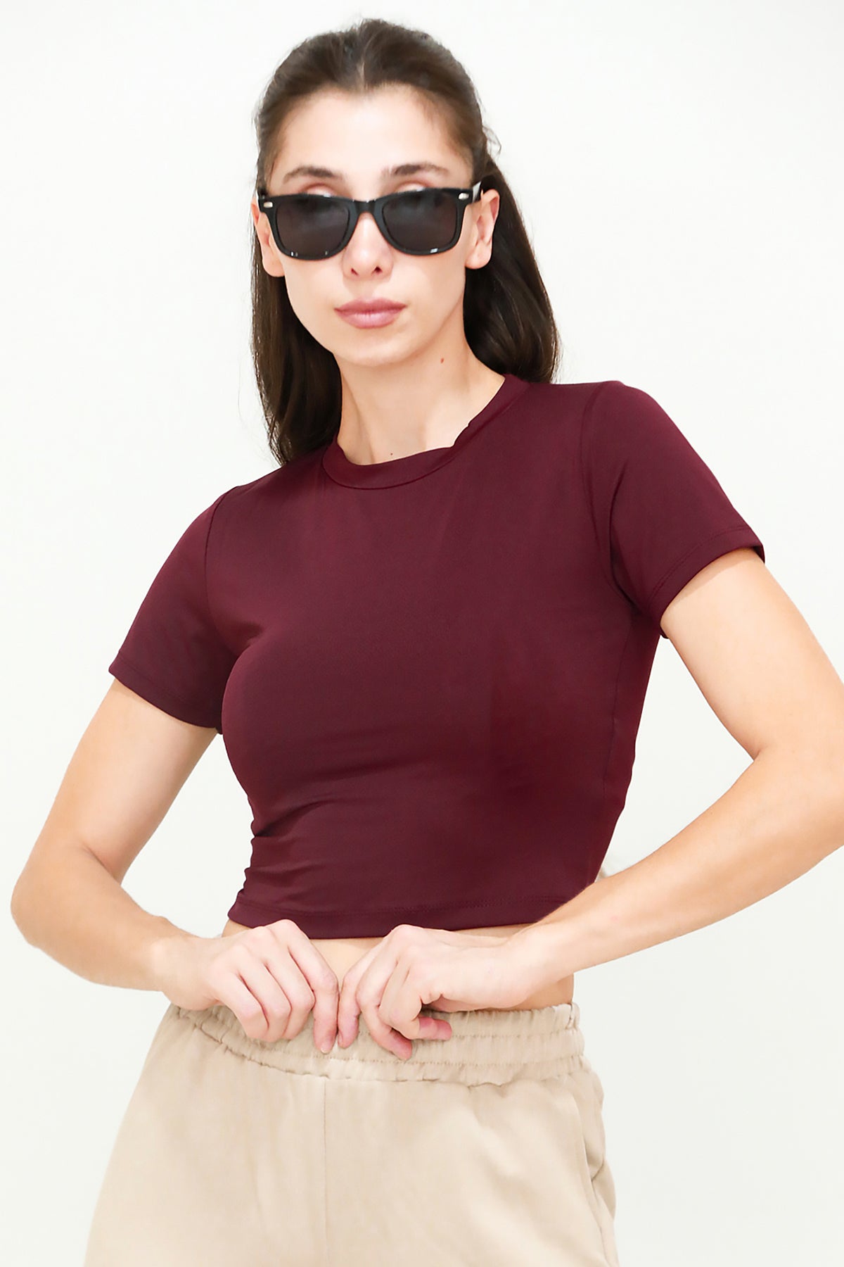 Kadın Bisiklet Yaka Crop T-Shirt Bordo