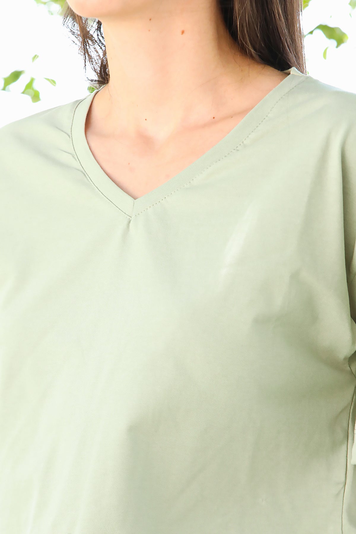Kadın V Yaka Kısa T-Shirt Haki