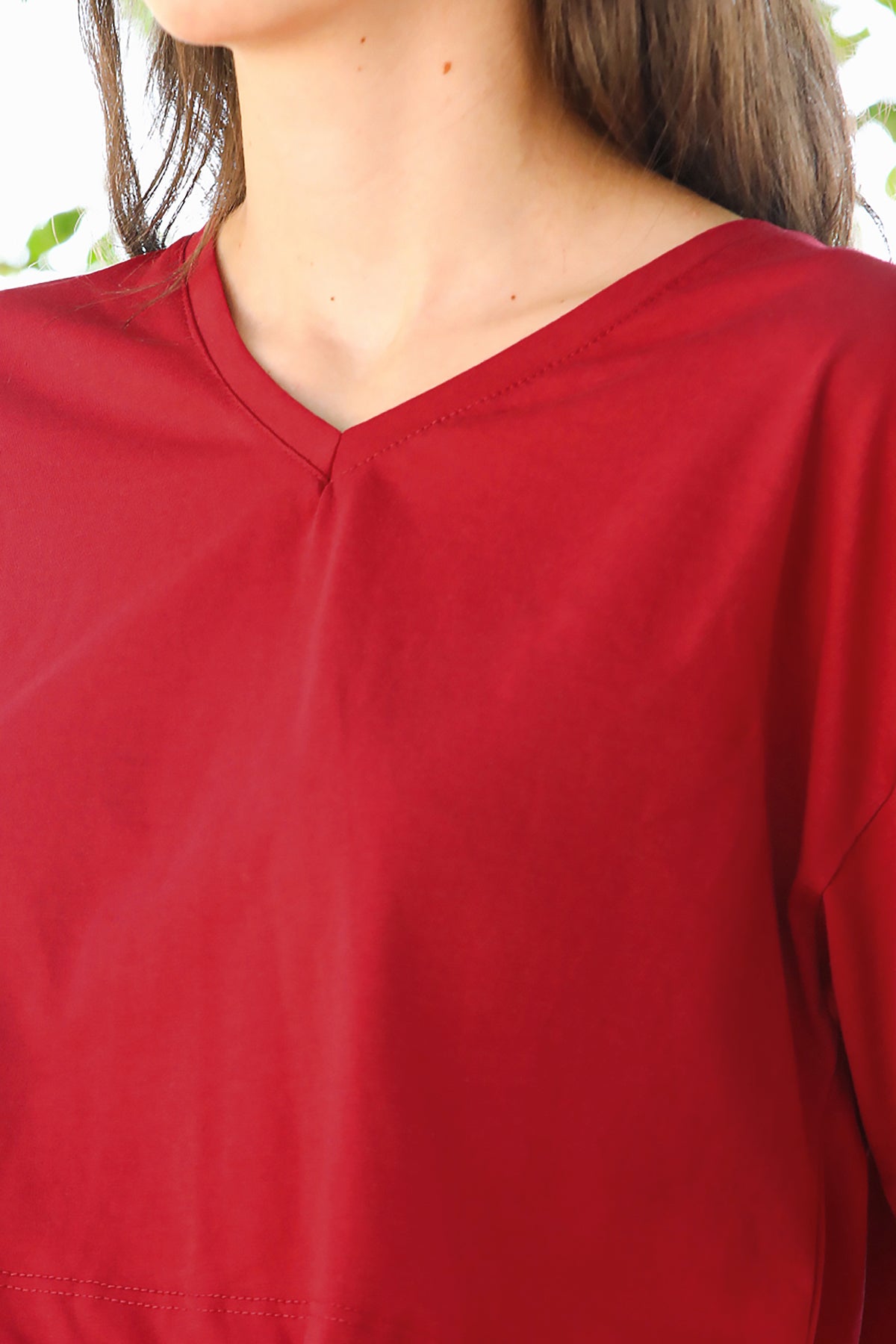 Kadın V Yaka Kısa T-Shirt Kırmızı