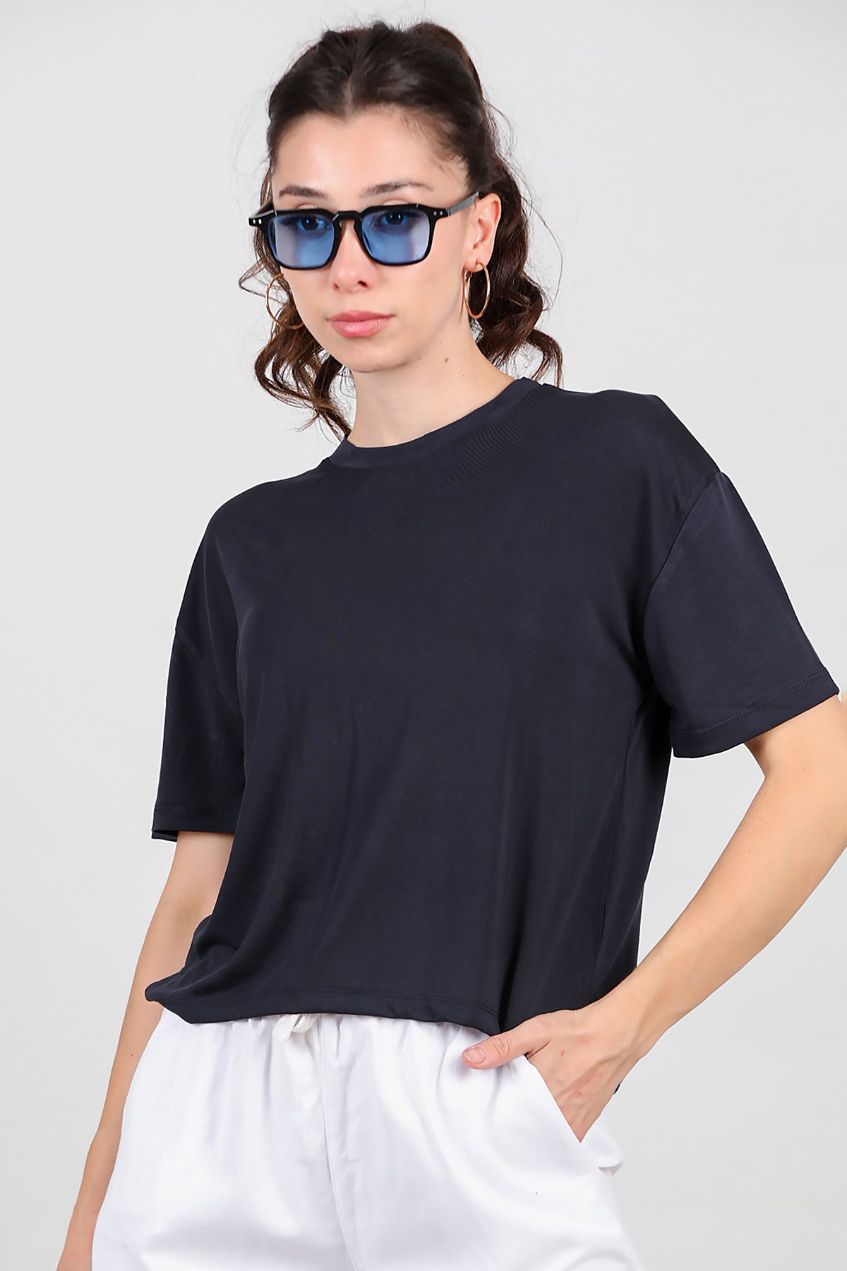 Kadın Önü Kısa Arkası Uzun T-Shirt Lacivert
