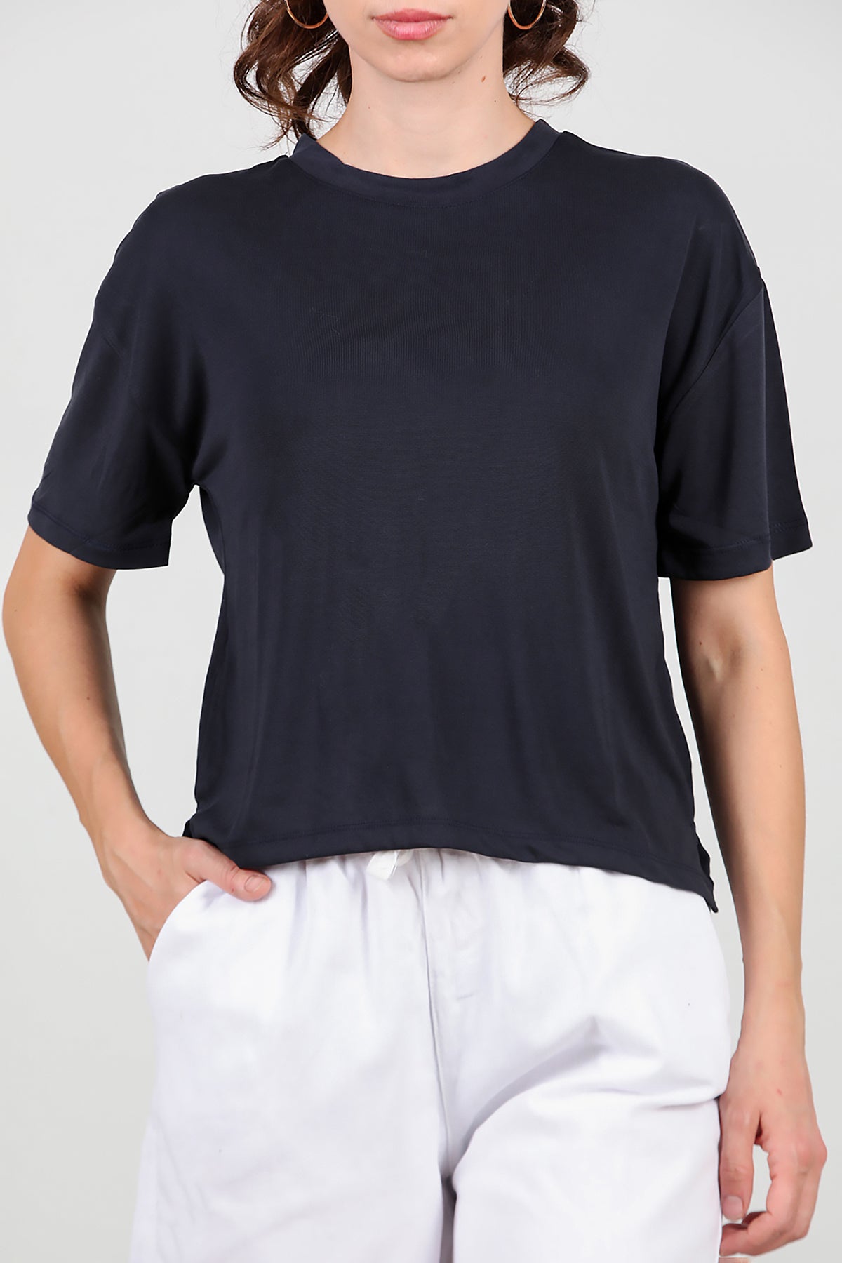 Kadın Önü Kısa Arkası Uzun T-Shirt Lacivert