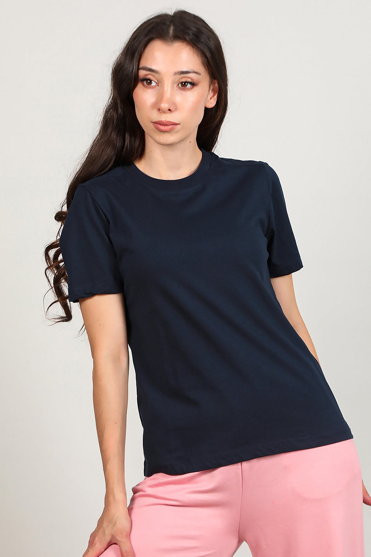 Kadın Omzu Çimalı Basic T-Shirt Lacivert