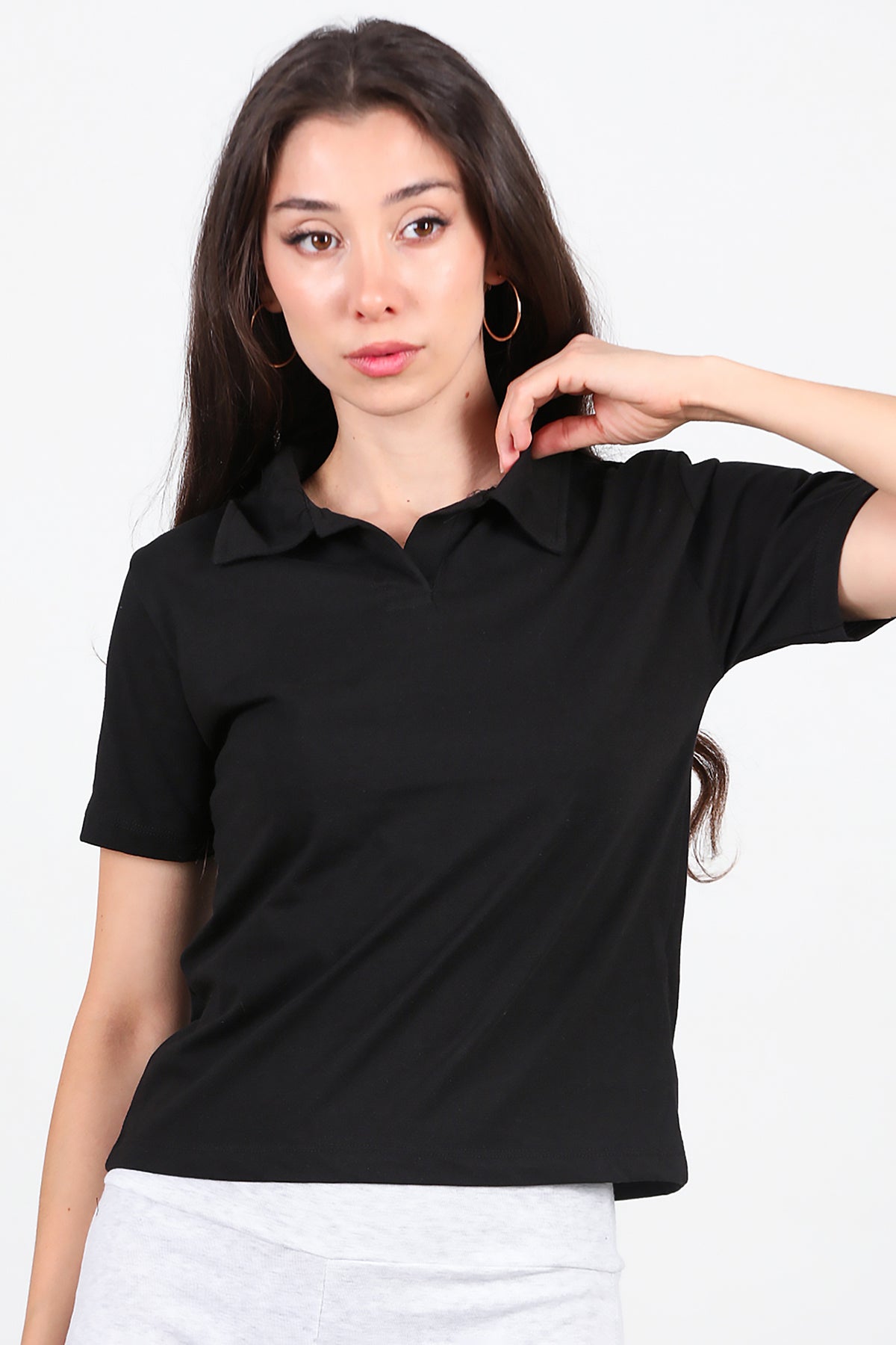 Kadın Yakalı T-Shirt Siyah