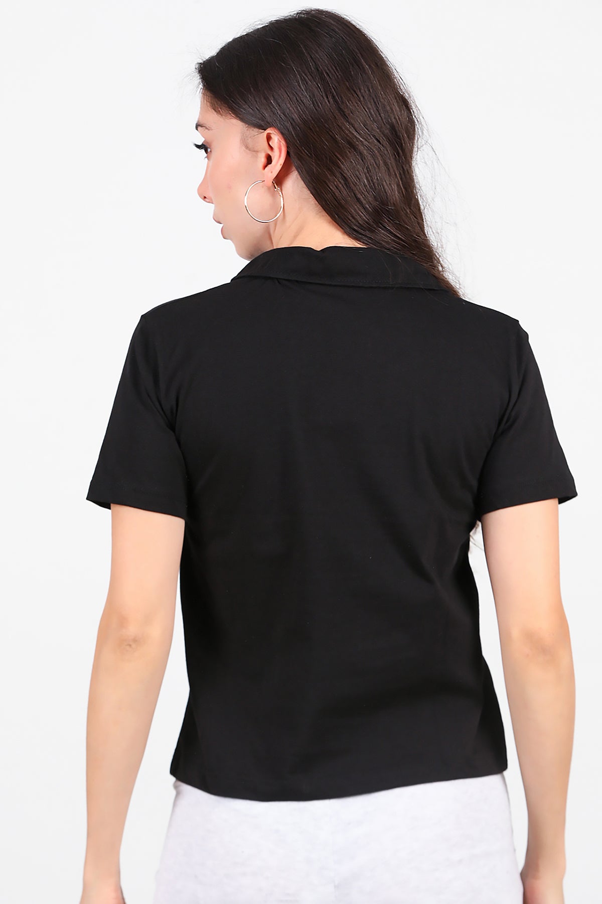 Kadın Yakalı T-Shirt Siyah